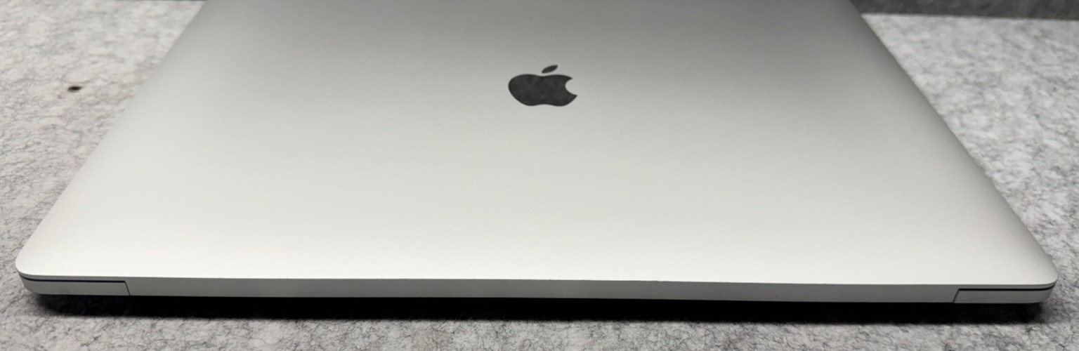 Apple MacBook Pro 2019 16″ Core i7 2.6GHz 16GB 512GB Pro 5300M 4GB Tahoe Silver