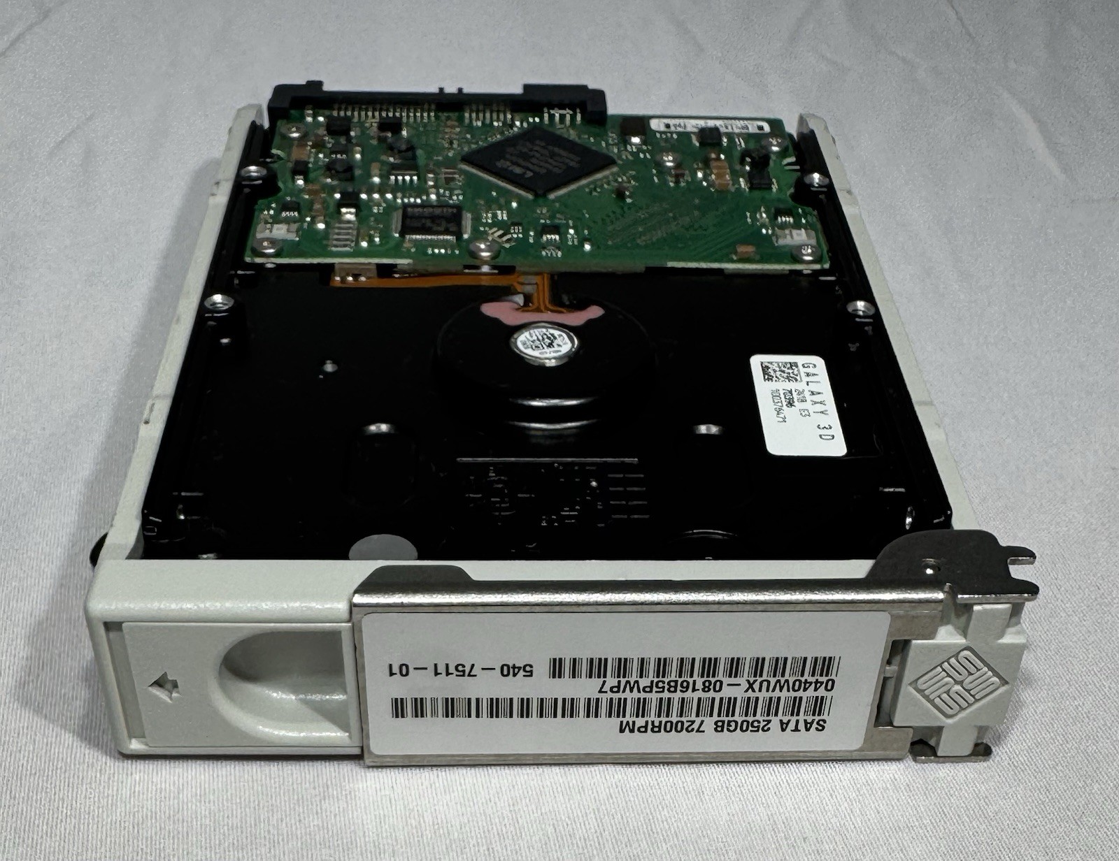 Sun 540-7511 250GB3.5″ 7200RPM SATA 3.0Gb/s HDD w/SPUD Bracket – Sun Ultra 24