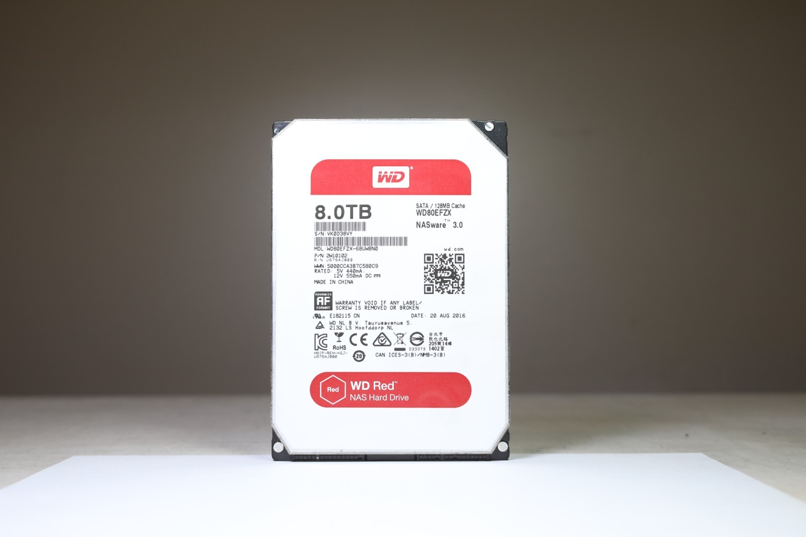 WD Red 8TB NAS Hard Drive SATA 3.5″ HDD CMR WD80EFZX 128MB Cache-100% HEALTH
