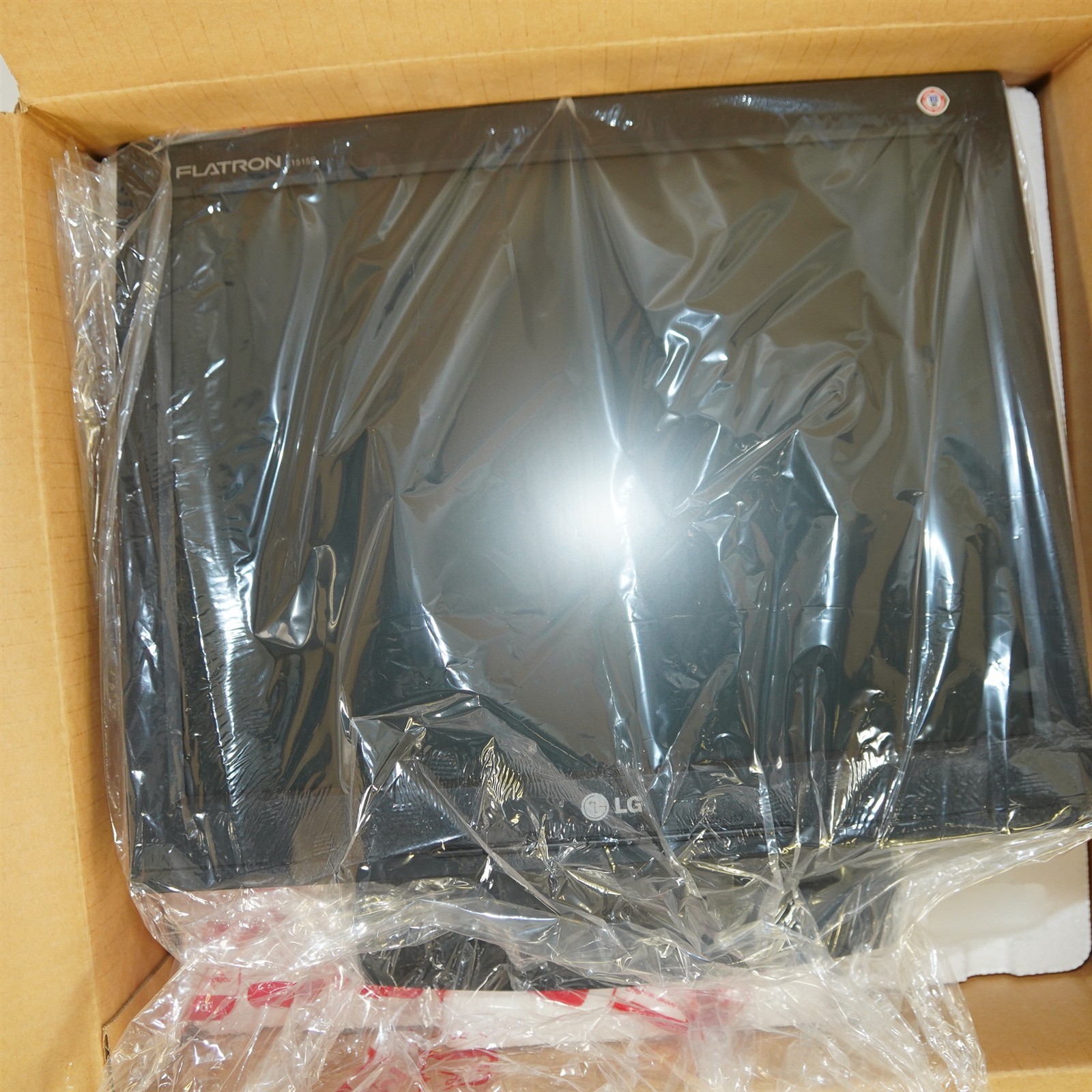 LG Flatron L1515S(K) 15″ 4:3 TFT LCD VGA Monitor Black