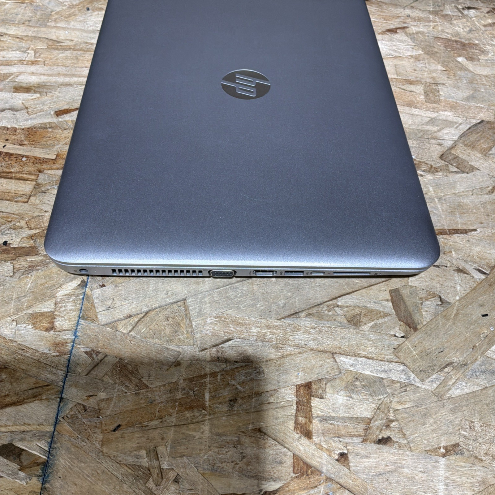 HP Probook 450 G4 8265NGW 15.6″ i7-7500U 2.7GHz 8GB RAM 500GB HD C402