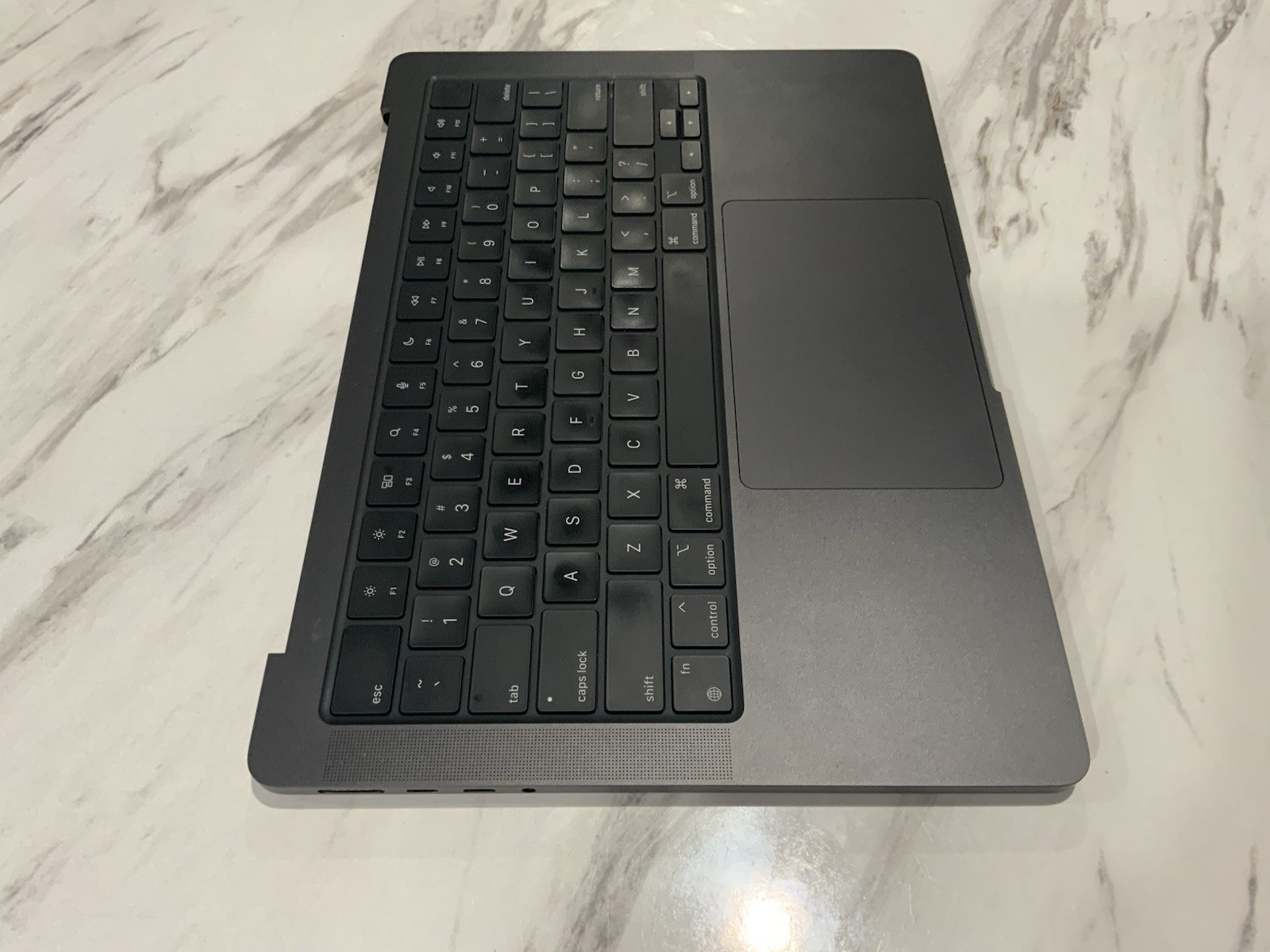 Apple MacBook Pro 14” M3 Pro A2992 2023 Palmrest Touchpad WATER DAMAGE