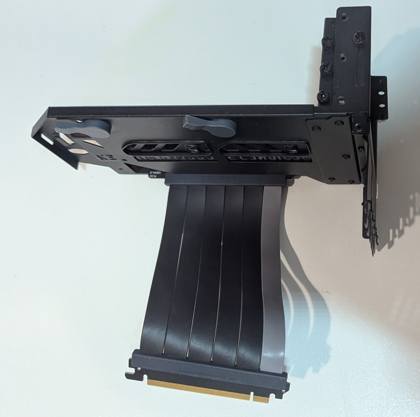 Cooler Master Vertical GPU Mount with PCIe 4.0 Riser Cable