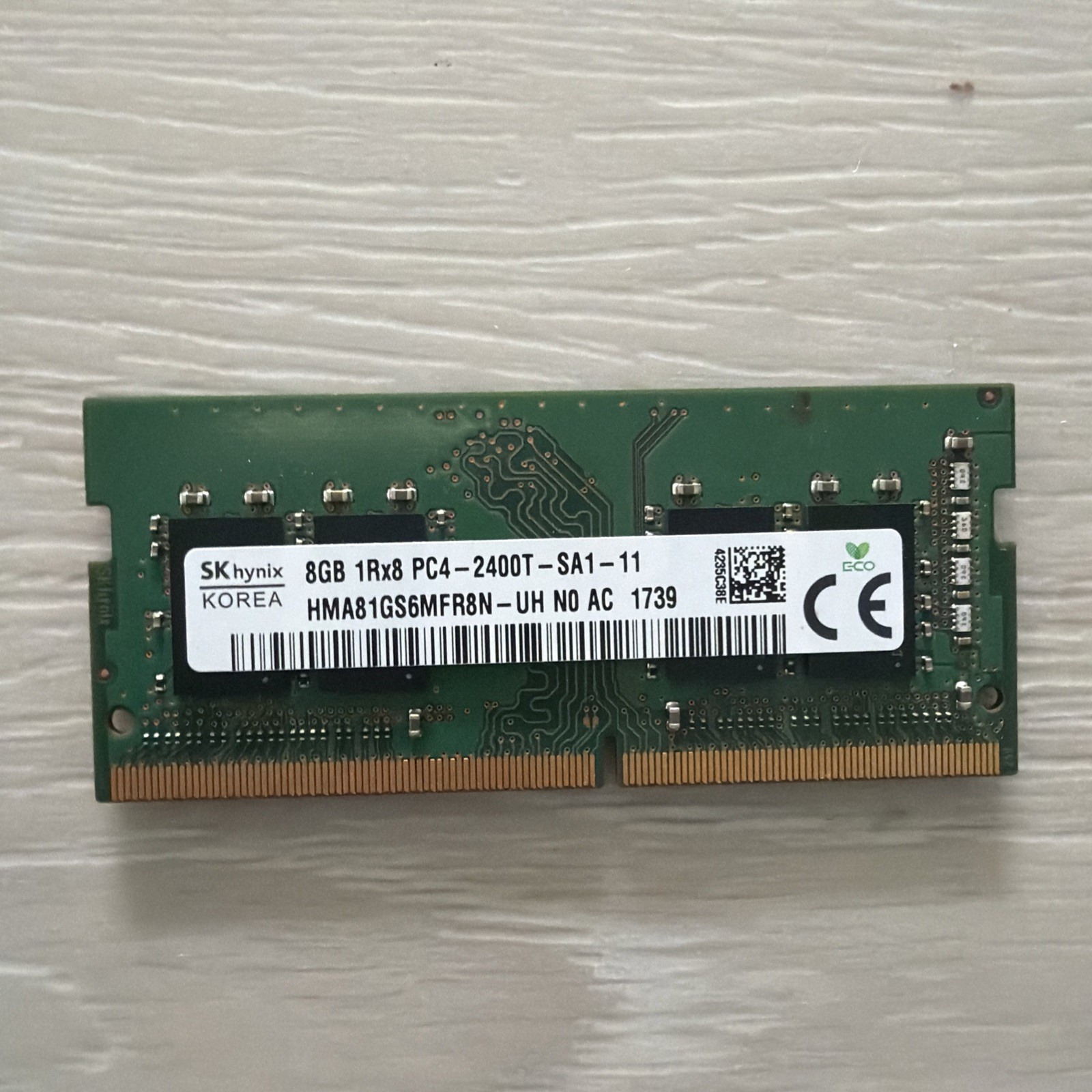 SK Hynix 8GB (1x8GB) RAM DDR4 2400MHz HMA81GS6MFR8N-UH So-Dimm Laptop Memory