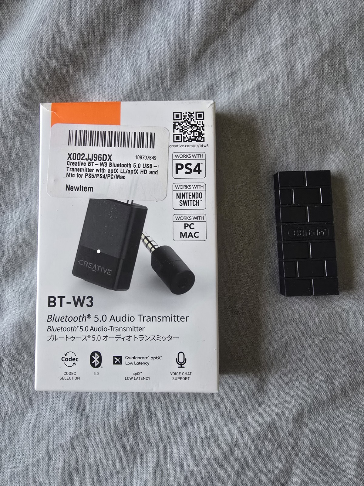 Creative BT-W3 PS4/PS5/ Switch Bluetooth Transmitter USB Plus 8bitdo Receiver