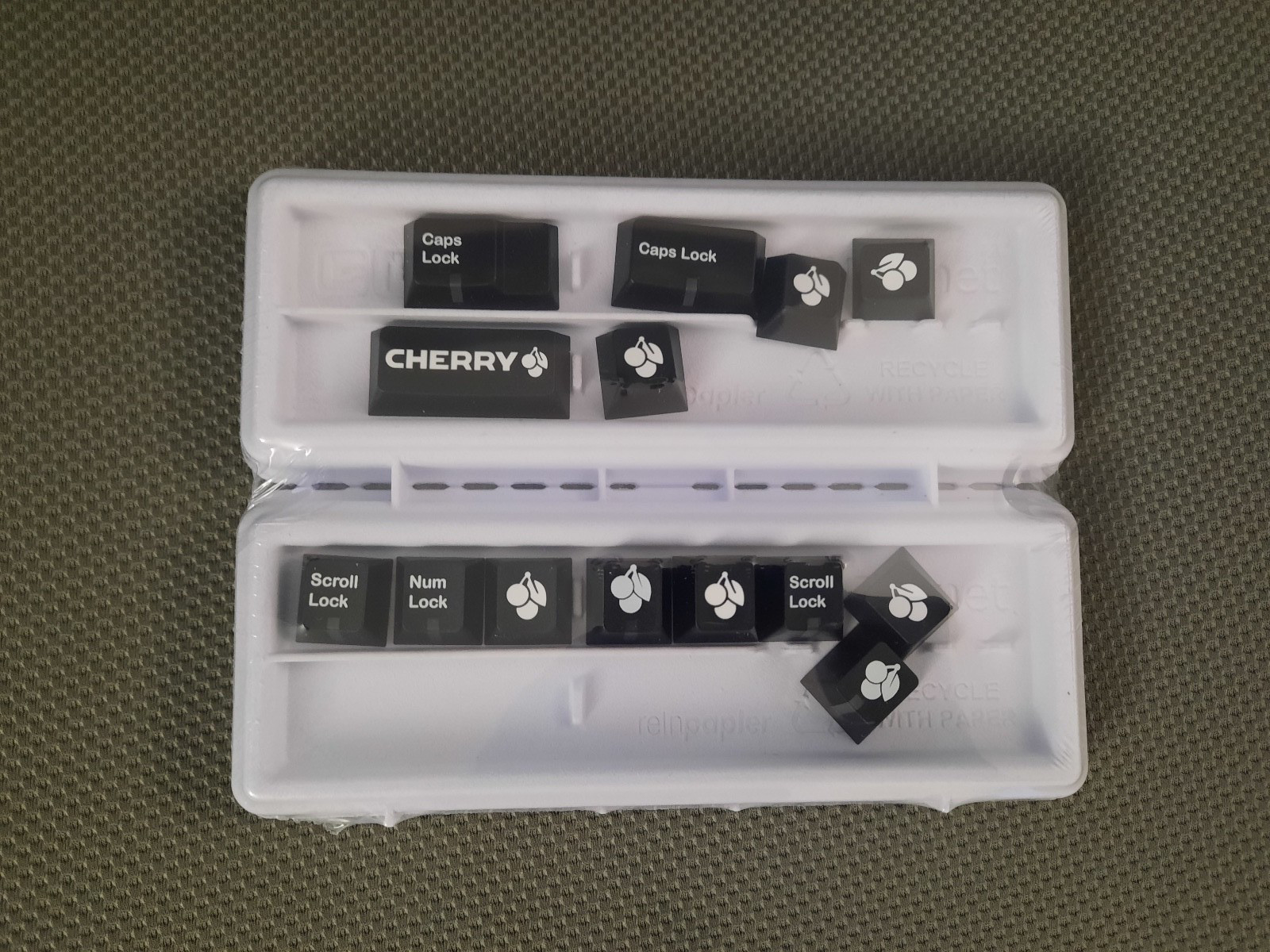 GMK WoB White On Black Add on kit Cherry logo double shot keycaps, shine through