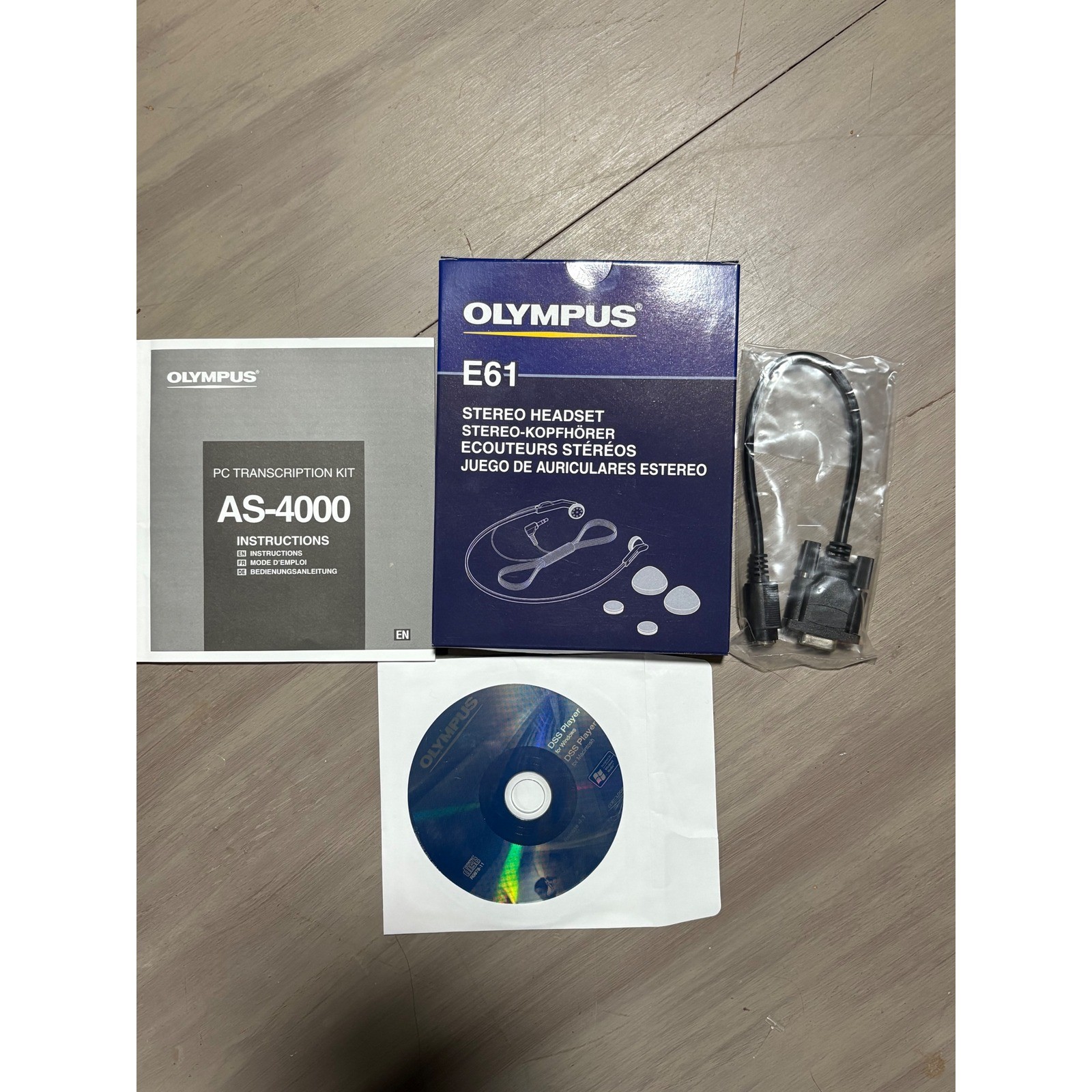 Olympus AS-4000 PC Transcription Kit E61 Stereo Headset DSS Player Software CD