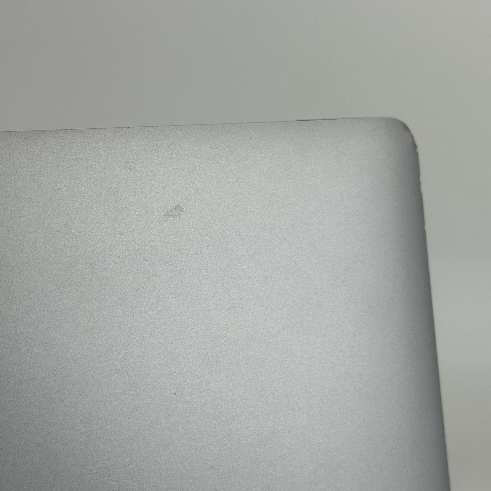 MacBook Pro 16 Touch Bar Space Gray 2019 i9 64GB 1TB Radeon Pro 5500M Bent Frame