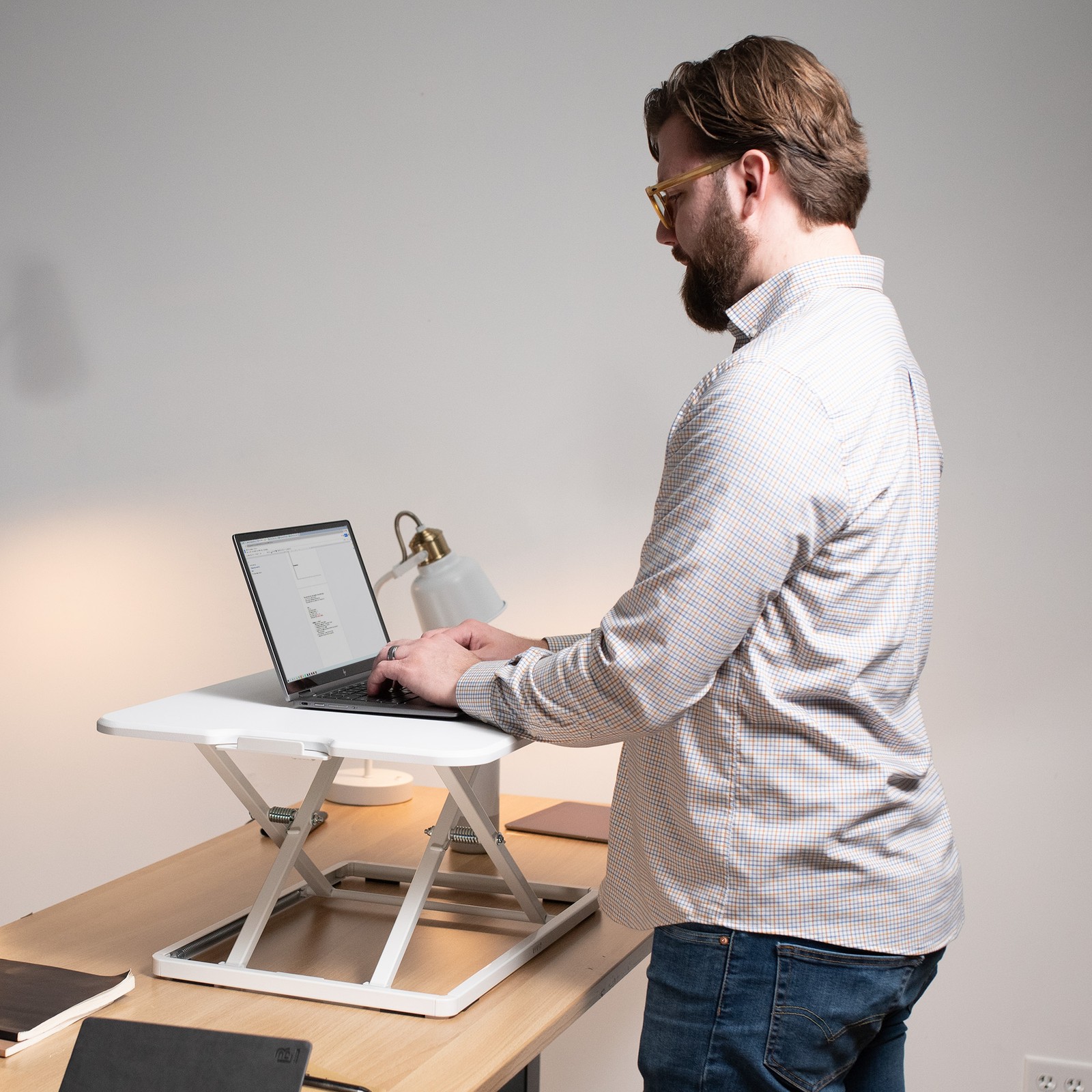 VIVO White Ultra Slim 26″ Desktop Converter, Sit Stand Tabletop Monitor Riser