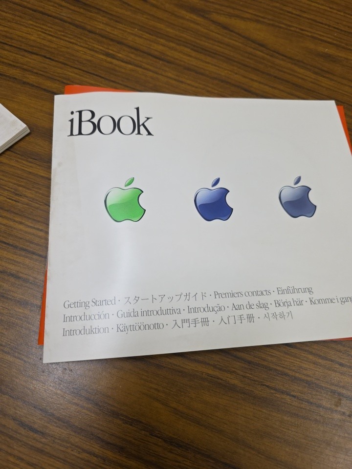Original Retail BOX ONLY • 2000 Apple iBook G3 Excellent Manuals Cable Media