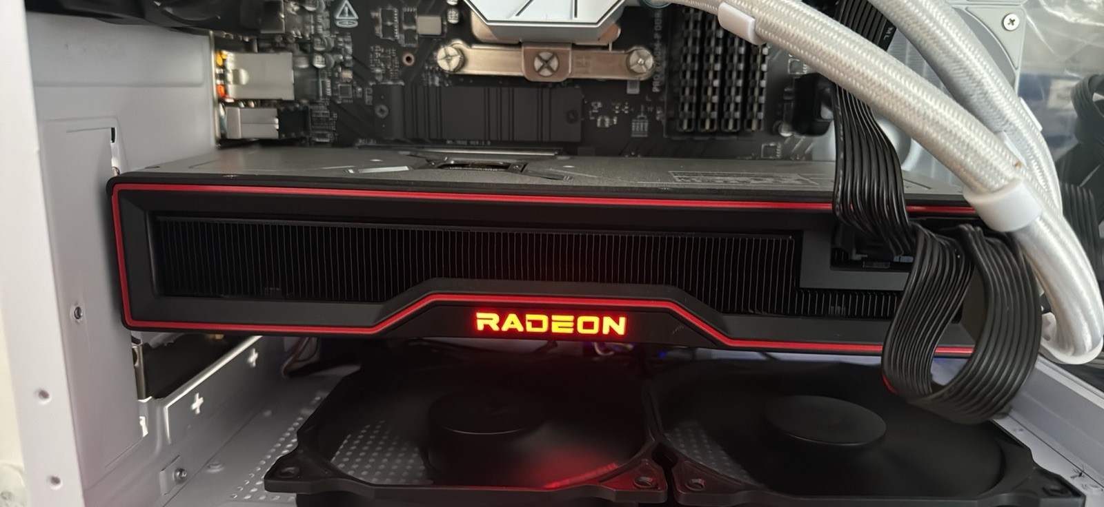 PC – Radeon RX 6900 XT 16GB | Intel i5-12400F | 48GB RAM / 1200 Watts PSU