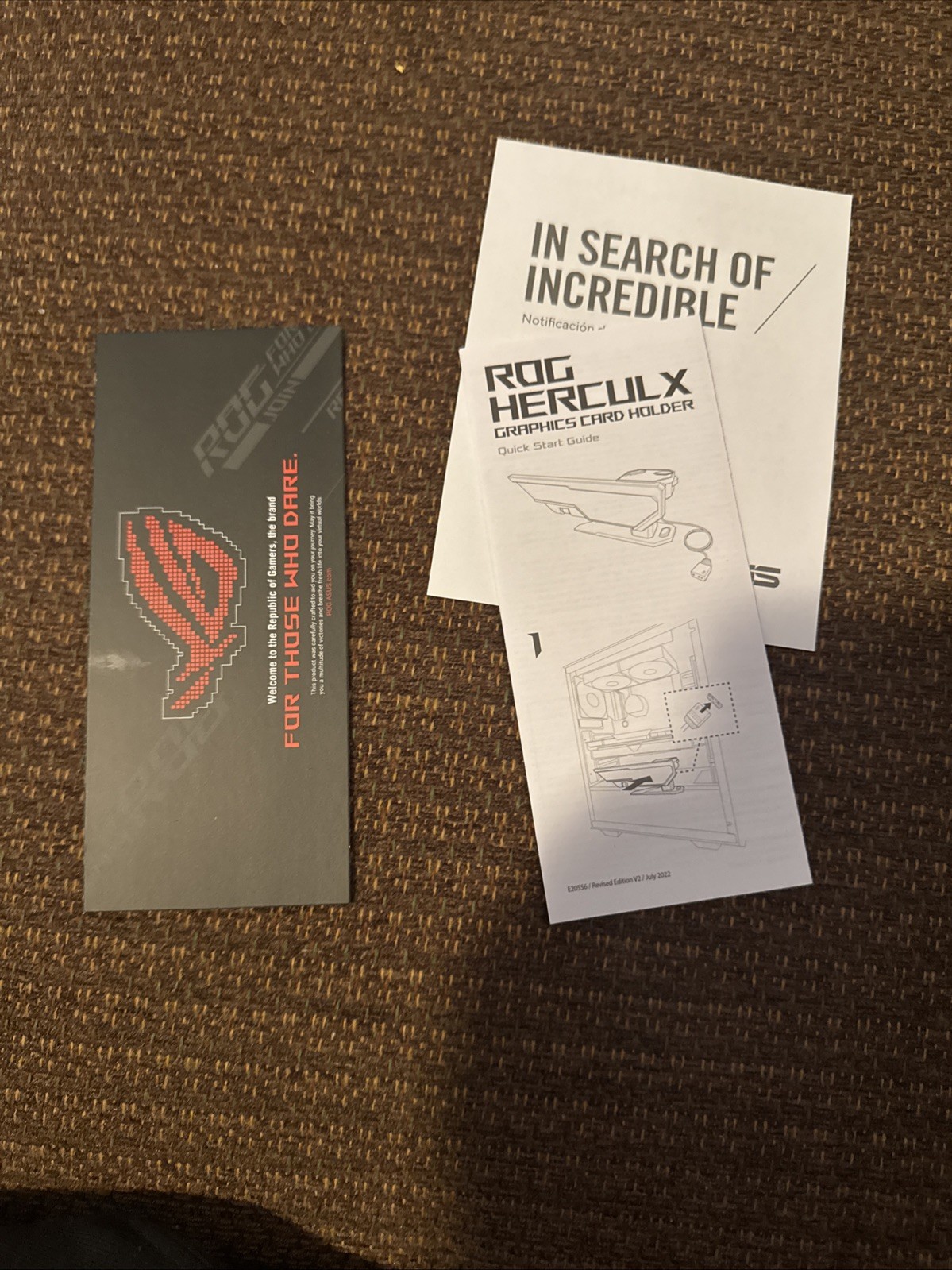 ASUS ROG Herculx Graphics Card Anti-Sag Holder, Incl Spirit Level, Aura Sync RGB