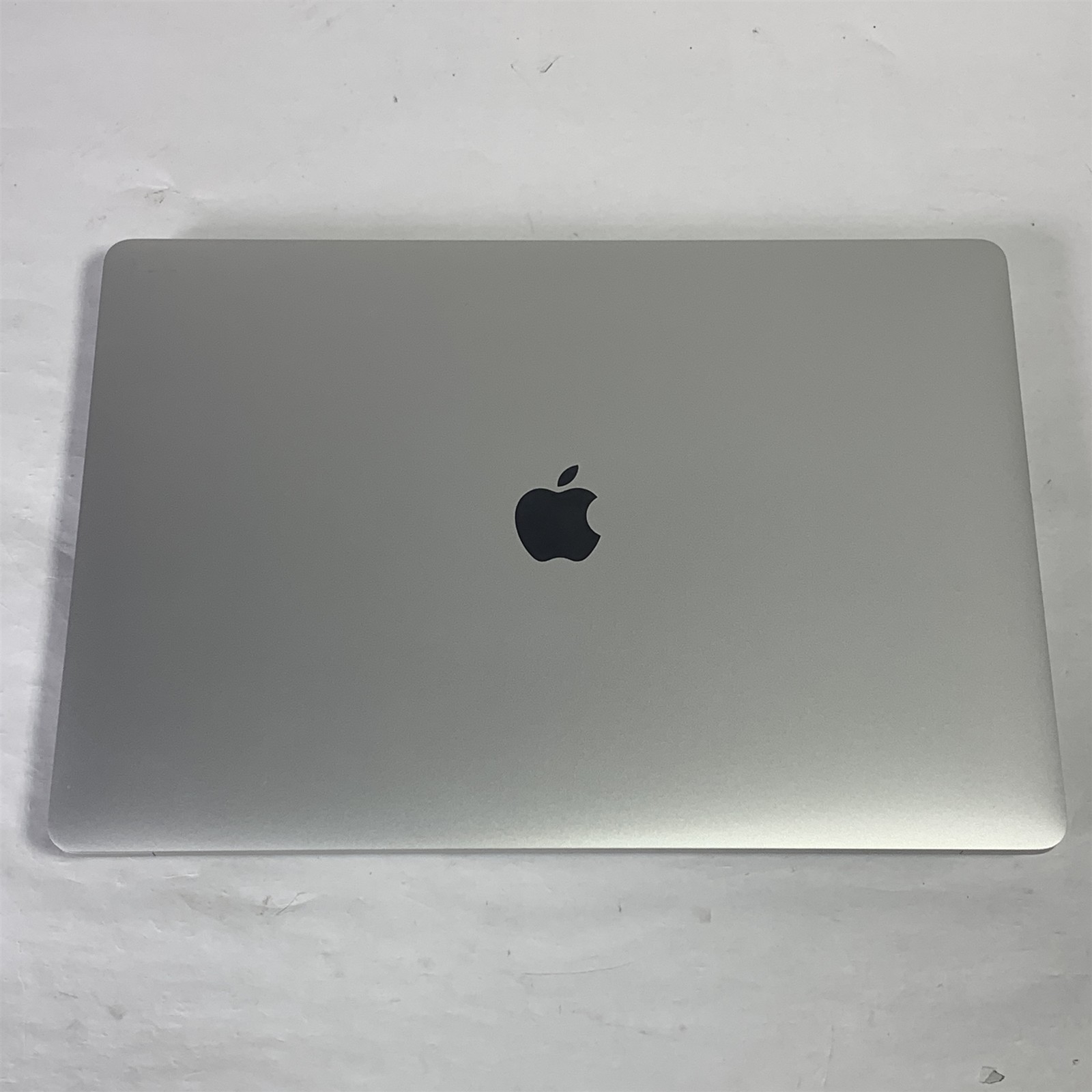 Apple MacBook Pro A1990 15″ 2019 Laptop Oct Core i9-9980HK 2.4GHz 32GB 1TB SSD