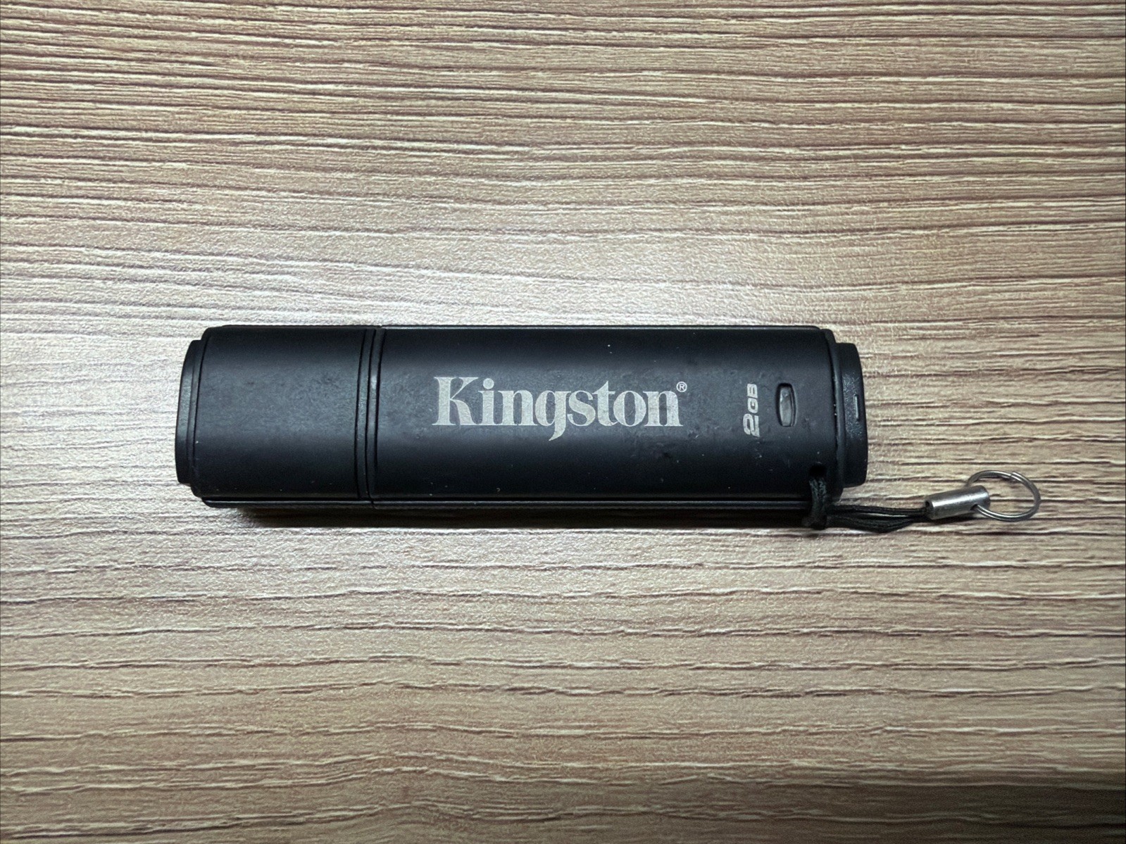 Kingston Datatraveler 4000 2GB – 256 AES Hardware Encrypted USB Flash