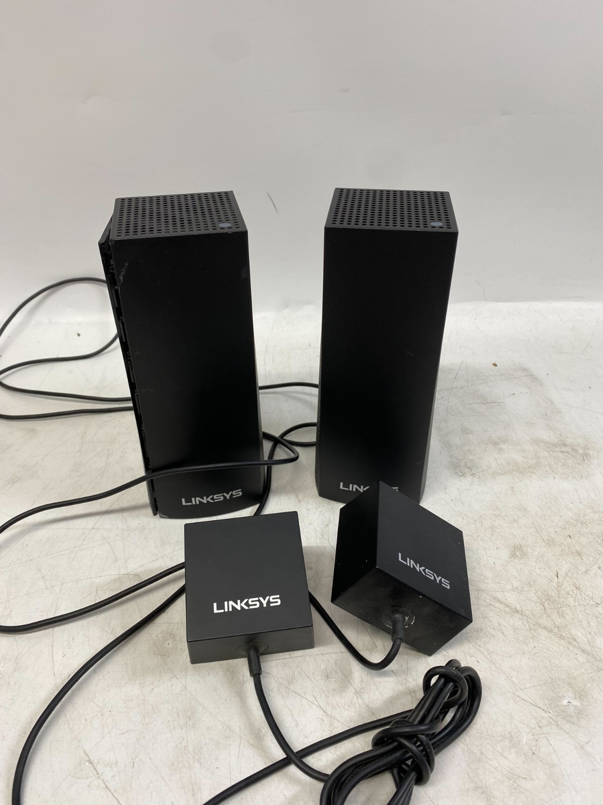 Lot of (2) LINKSYS Velop WHW03 V2 AC2200 Tri-Band Mesh Wi-Fi Router System
