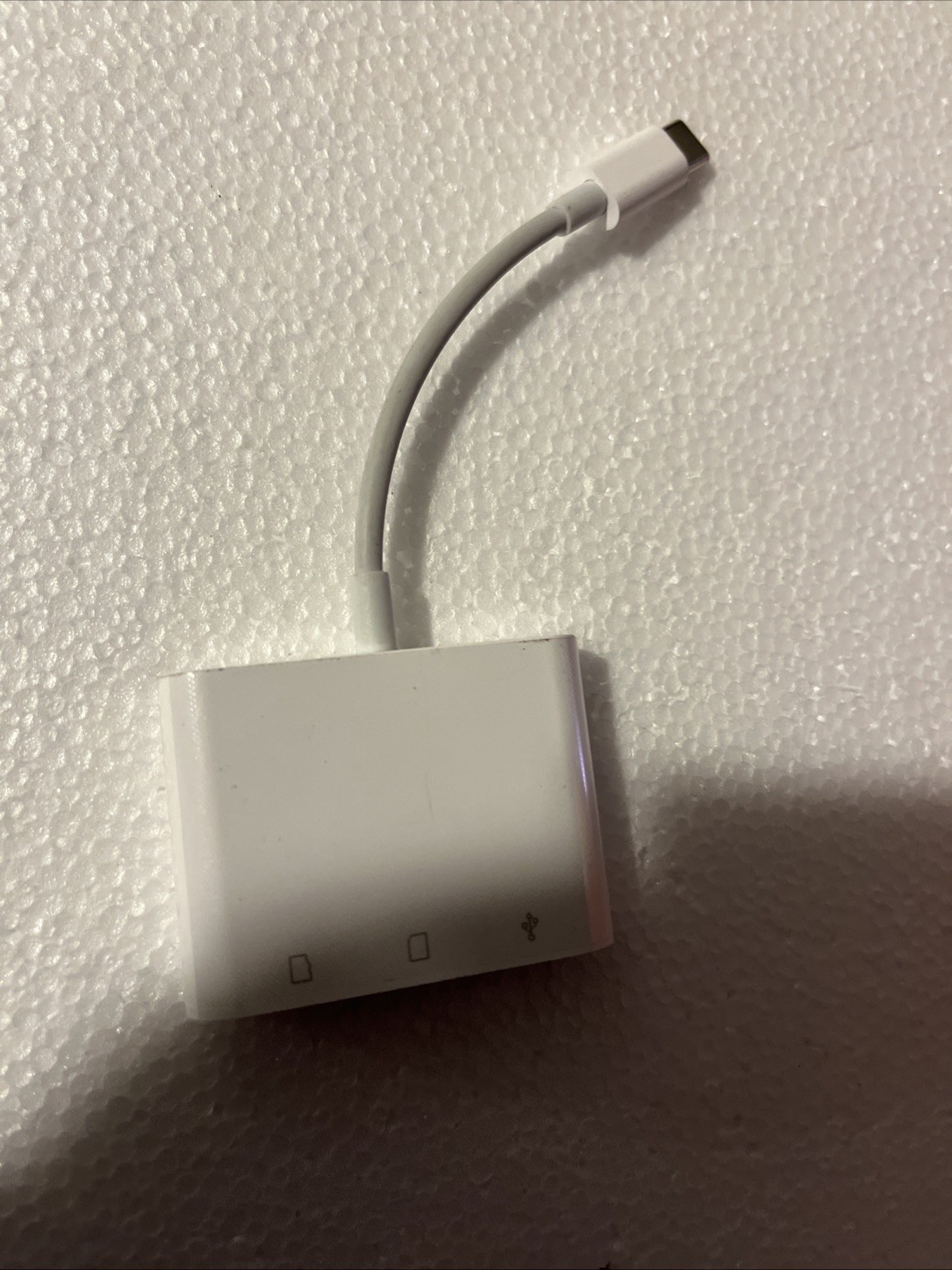 Apple MUF82AM/A USB-C Multiport Adapter