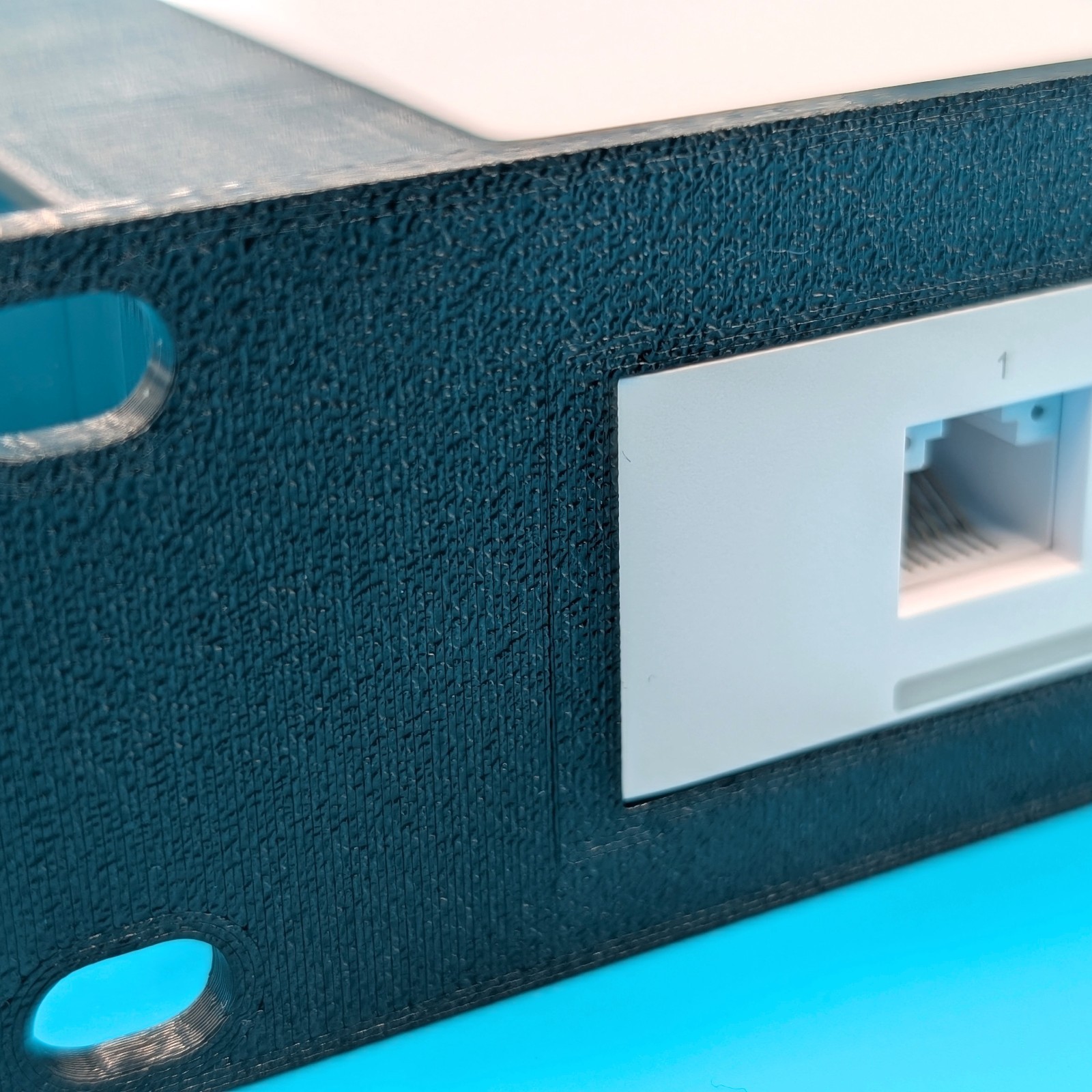 10″ Rack Mount for UniFi Gateway Fiber – Black or White PETG