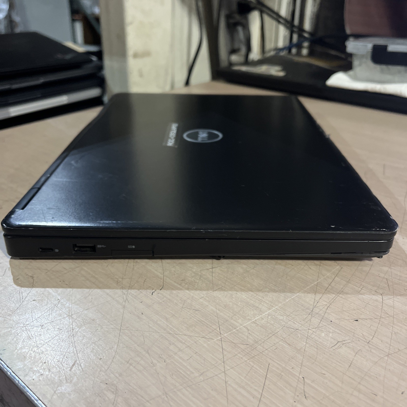 DELL LATITUDE 5480 INTEL CORE I5-6300U 2.40GHZ 8GB RAM NO HD.