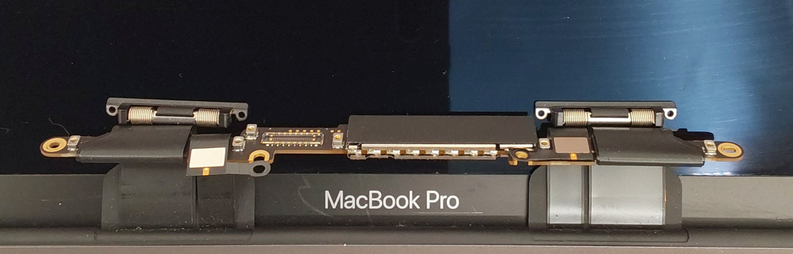 Apple MacBook Pro A2338 Screen Assembly 13.3in 2560×1600 LCD LED Silver