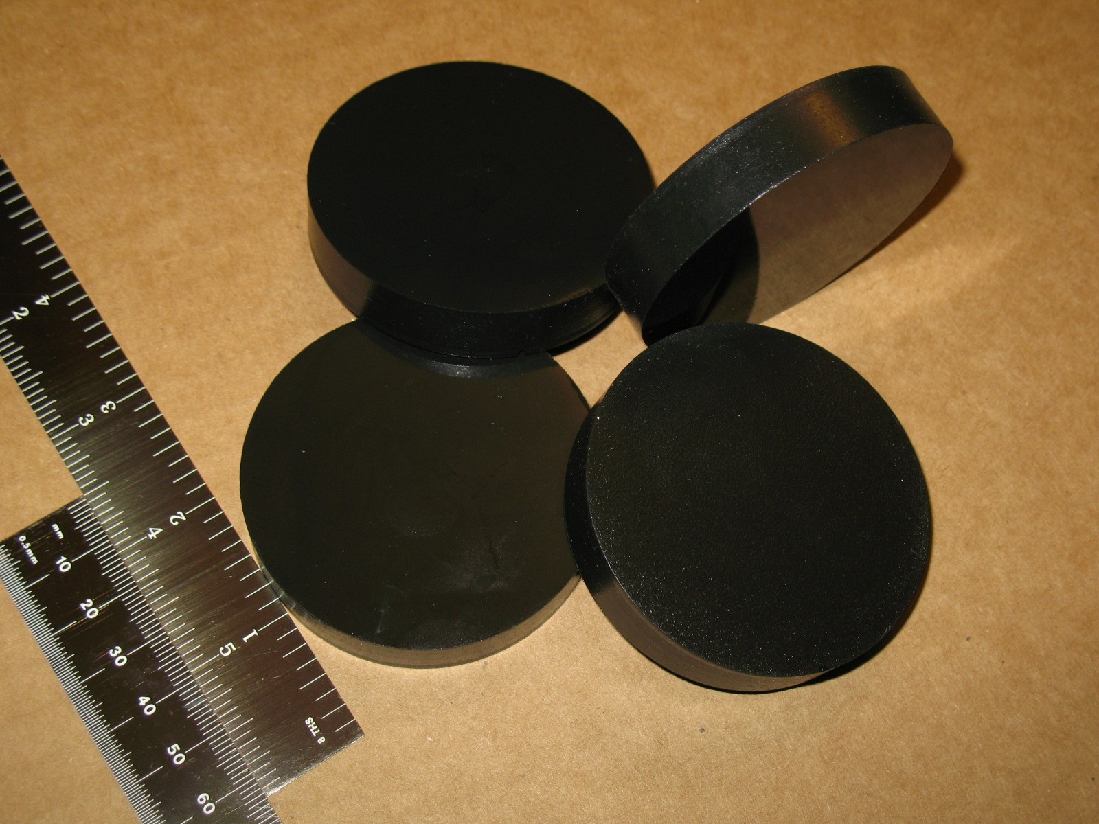 4 LARGE SORBOTHANE DISC CIRCLE FEET PAD 2.5×0.5in 64x12mm PC CASE AMP ExSoft 30D