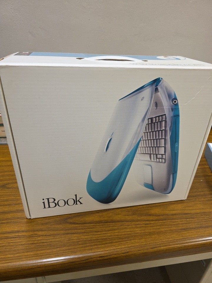 Original Retail BOX ONLY • 2000 Apple iBook G3 Excellent Manuals Cable Media
