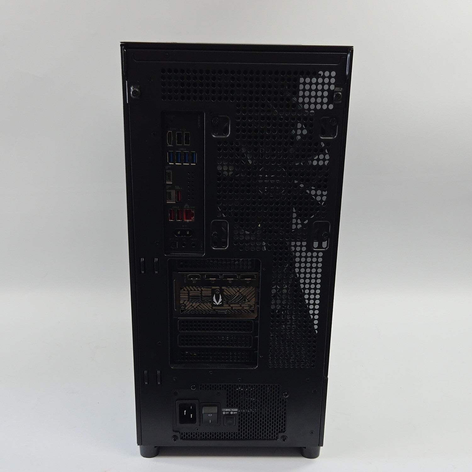 Antec Custom PC Ryzen 9 9950X3D 4.20GHz 64GB RAM 1TB SSD ZOTAC GeForce RTX 5080
