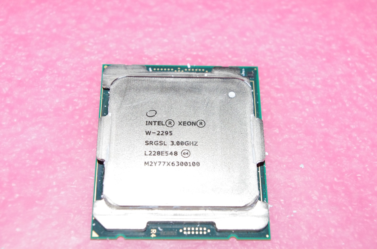 Intel Xeon W-2295 18-Core 3.00GHz LGA2066 Processor CPU SRGSL USA SELLER NICE