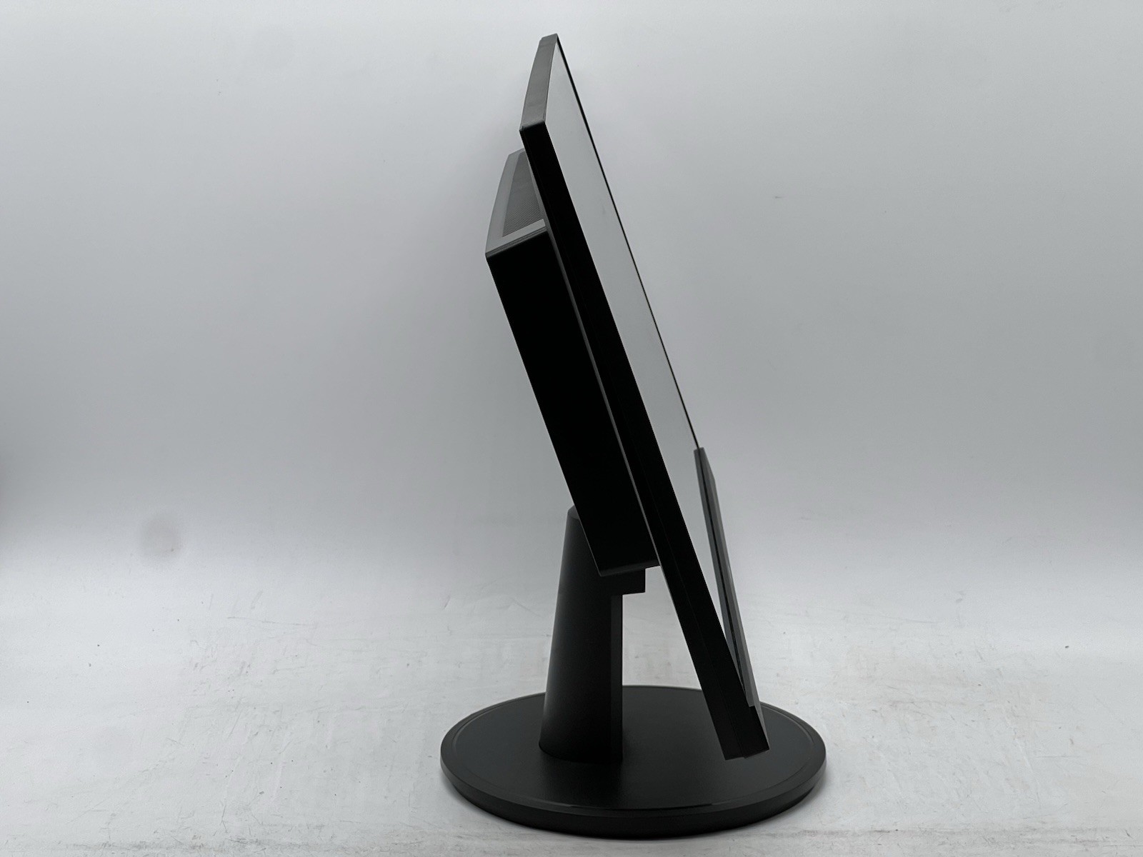 ViewSonic VA2247-MH 22″ Widescreen Monitor with Power Cable