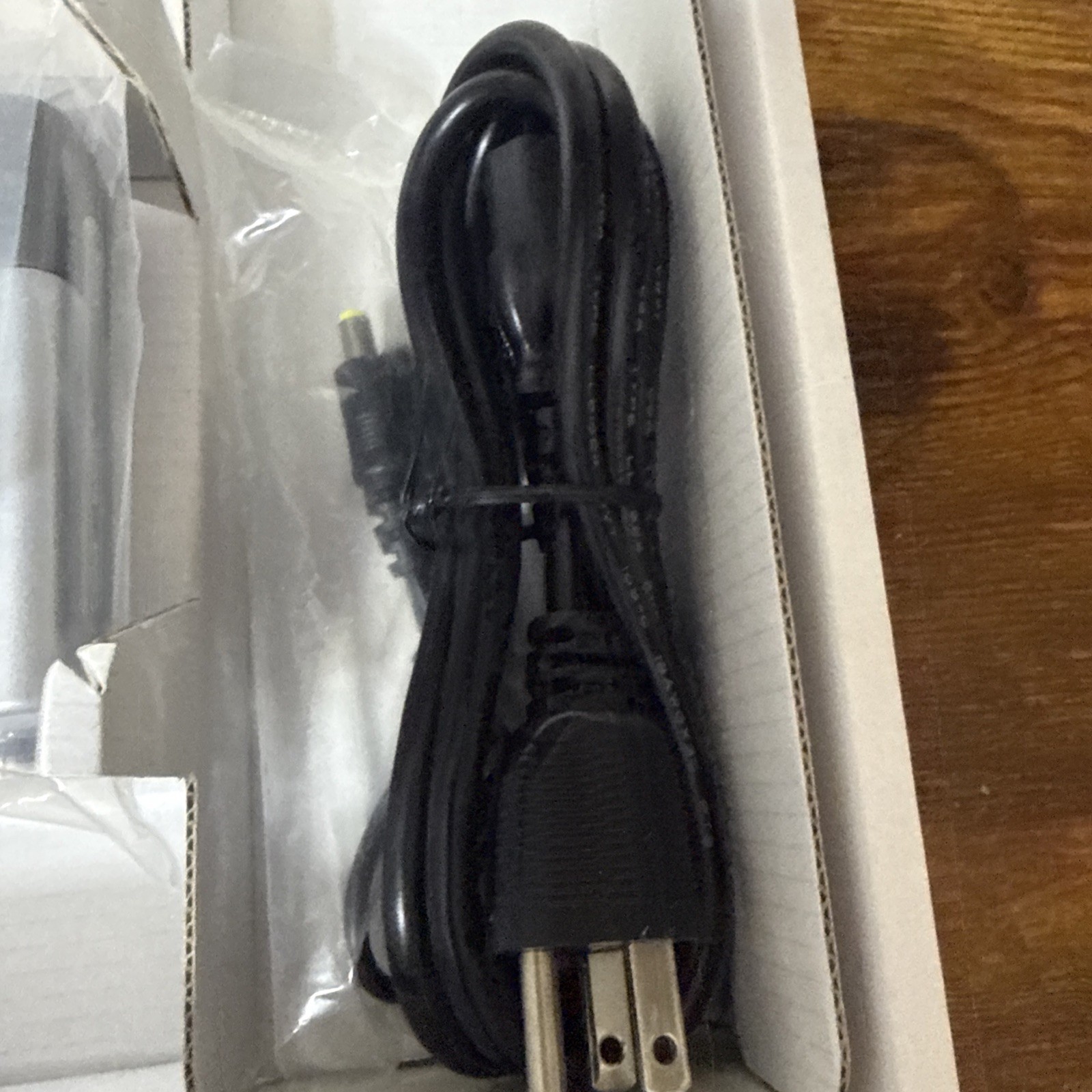 D-Link DWL-P200 Power Over Ethernet Adapter – Express EtherNetwork