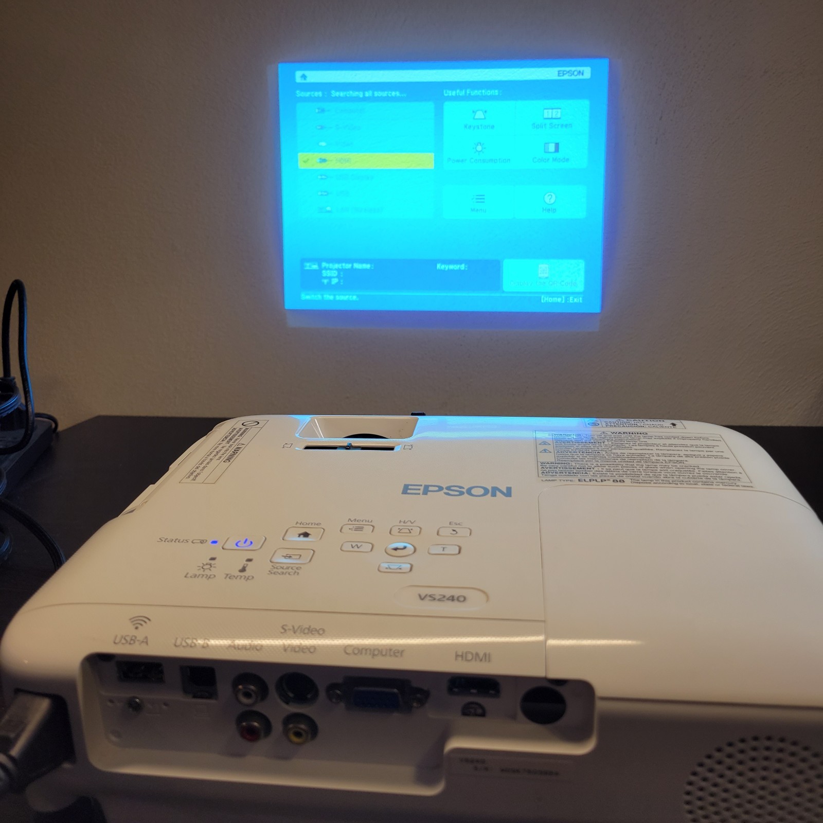 Epson VS240, HDMI Projector, 3000 Lumens 800×600 15000:1, Lamp Hours: 3442