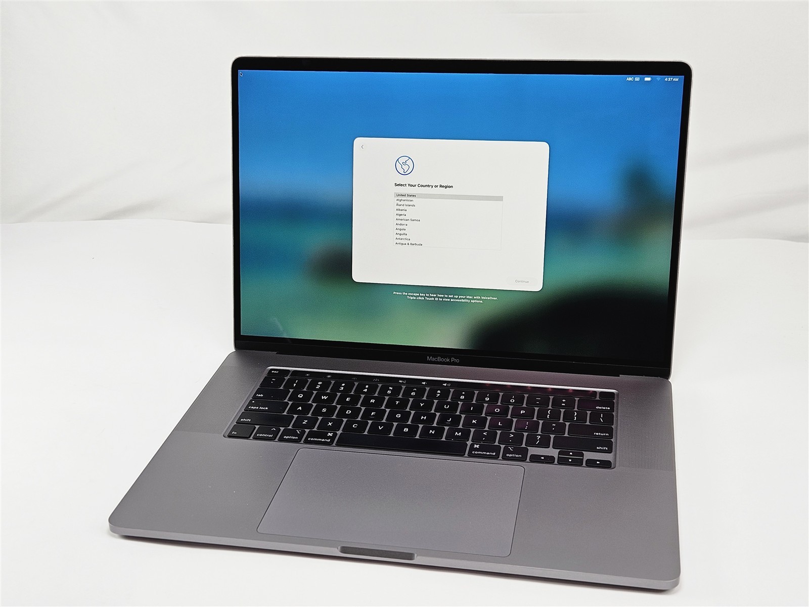 Apple 16″ MacBook Pro A2141 i7-9750H 16GB RAM 500GB SSD Mac OS 26 Tahoe