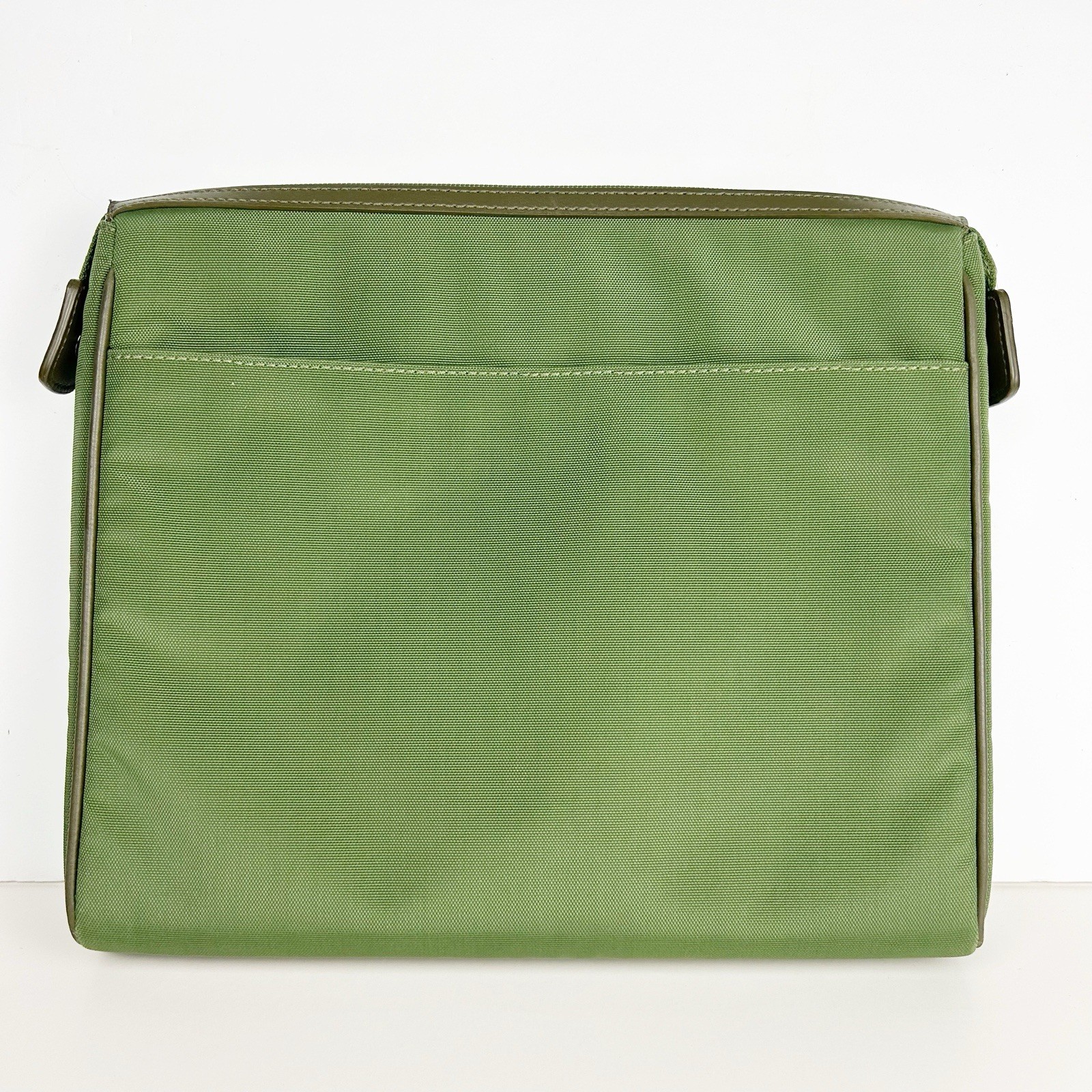 TUMI Slim Ballistic Nylon Green Padded Case Mini Laptop Tablet iPad 11 x 9 x 2