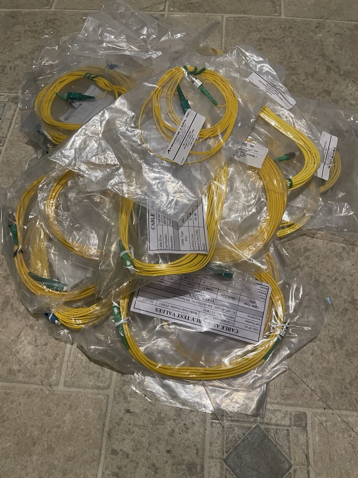Box Of 25 Single Mode ,APC Fiber Jumpers .
