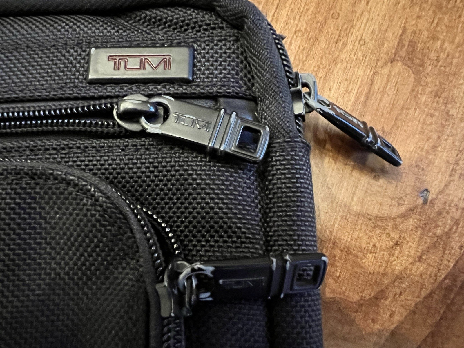 TUMI Laptop Case Brief Sleeve Ballistic Nylon Black – Used – Original Owner