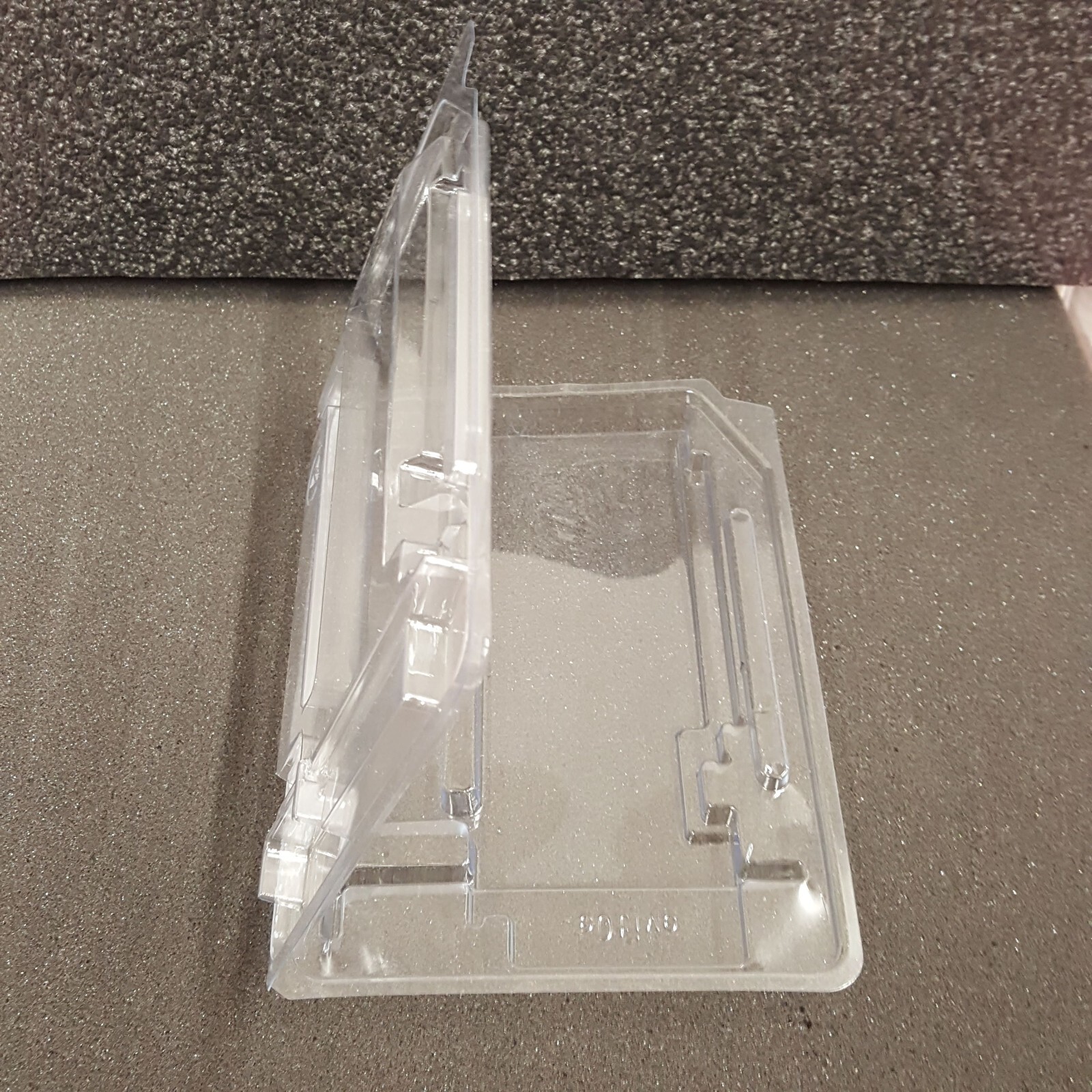 LOT OF 25 CLEAR PLASTIC CLAMSHELL CASES FOR HBA RAID NETWORK CARDS USA STOCK