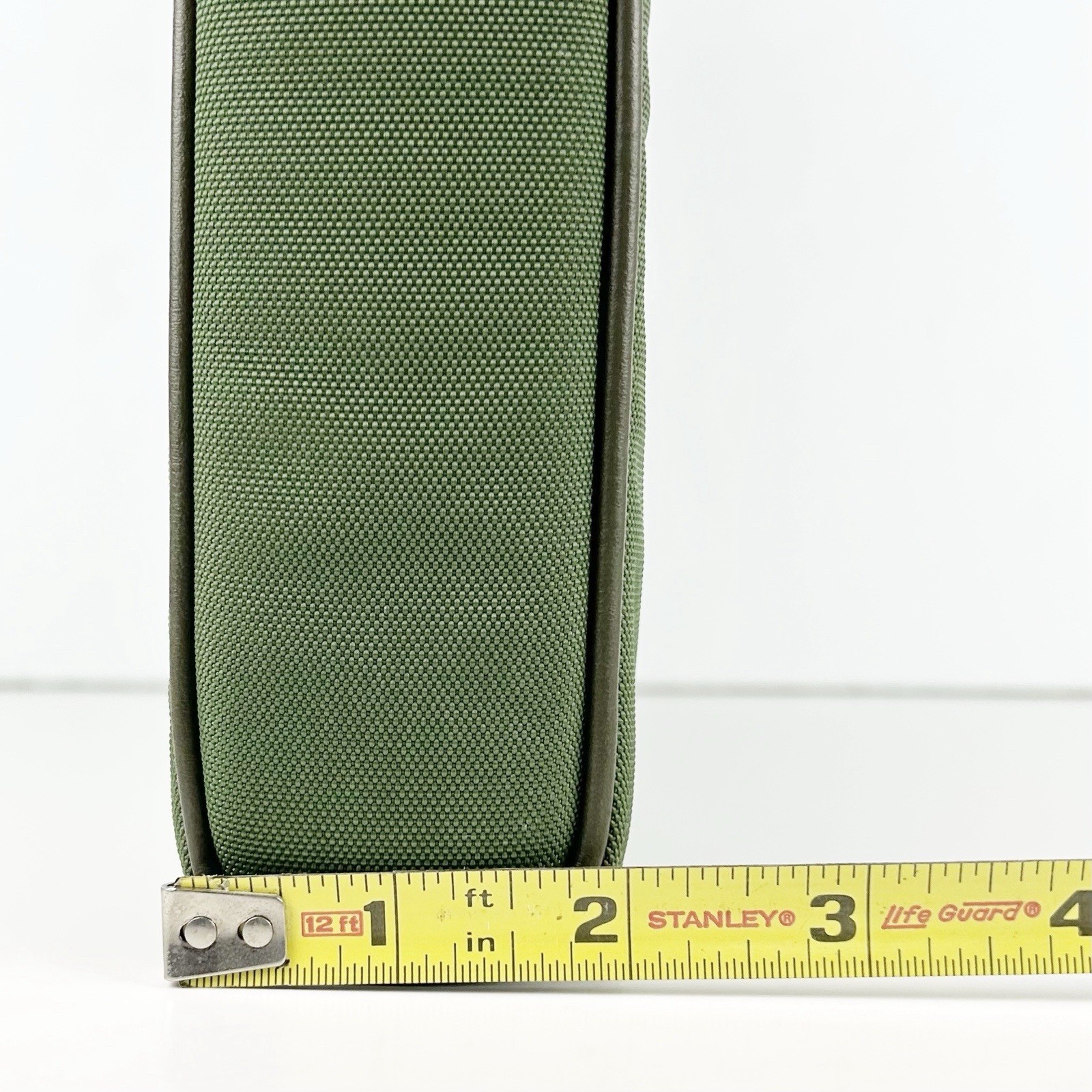 TUMI Slim Ballistic Nylon Green Padded Case Mini Laptop Tablet iPad 11 x 9 x 2
