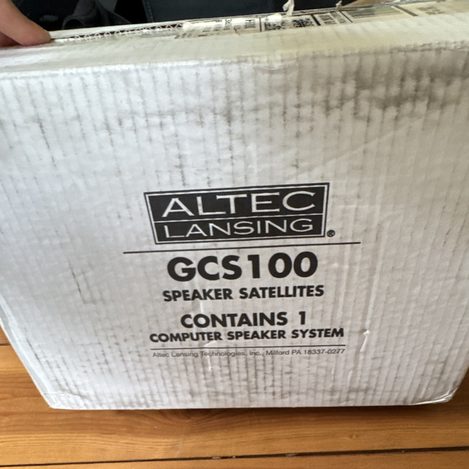 Brand new Altec Lansing GCS100 2.0 Channel Wired White Computer Speaker System