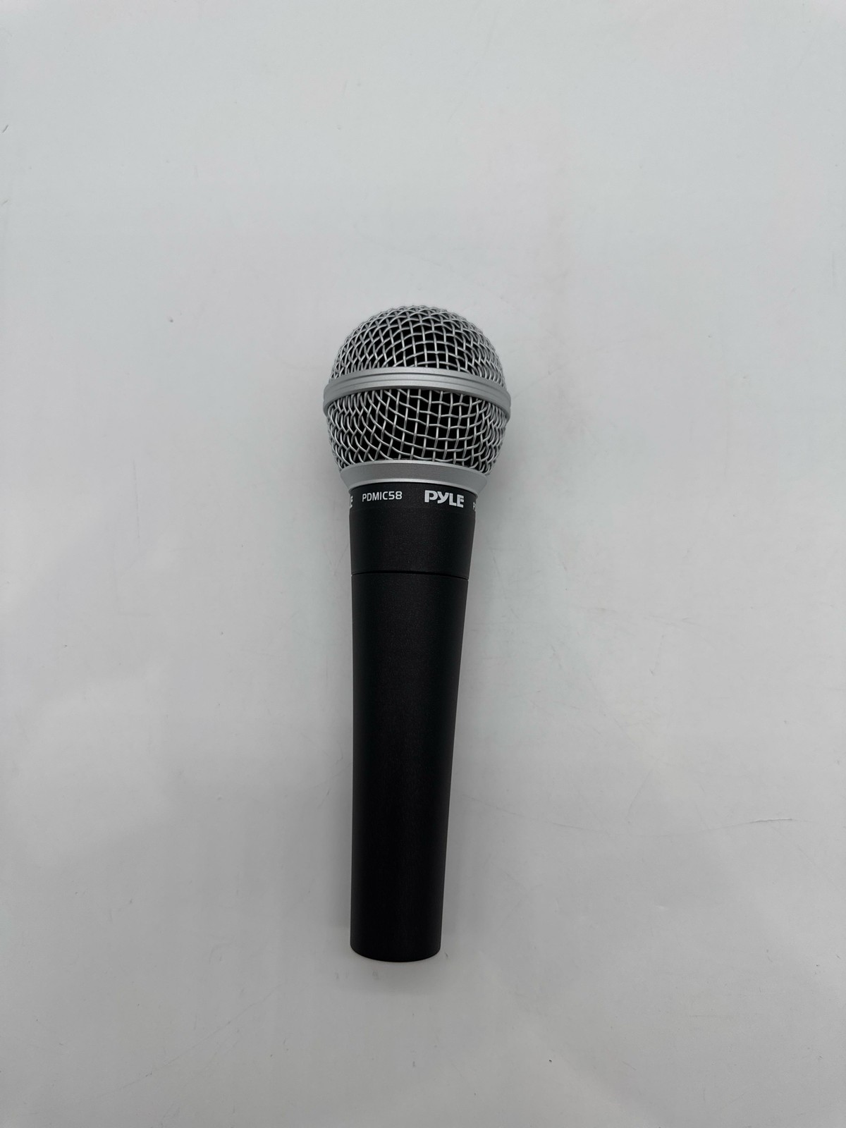 Pyle PDMIC58 Dynamic Cardioid Microphone XLR Cable 15ft Unidirectional Black