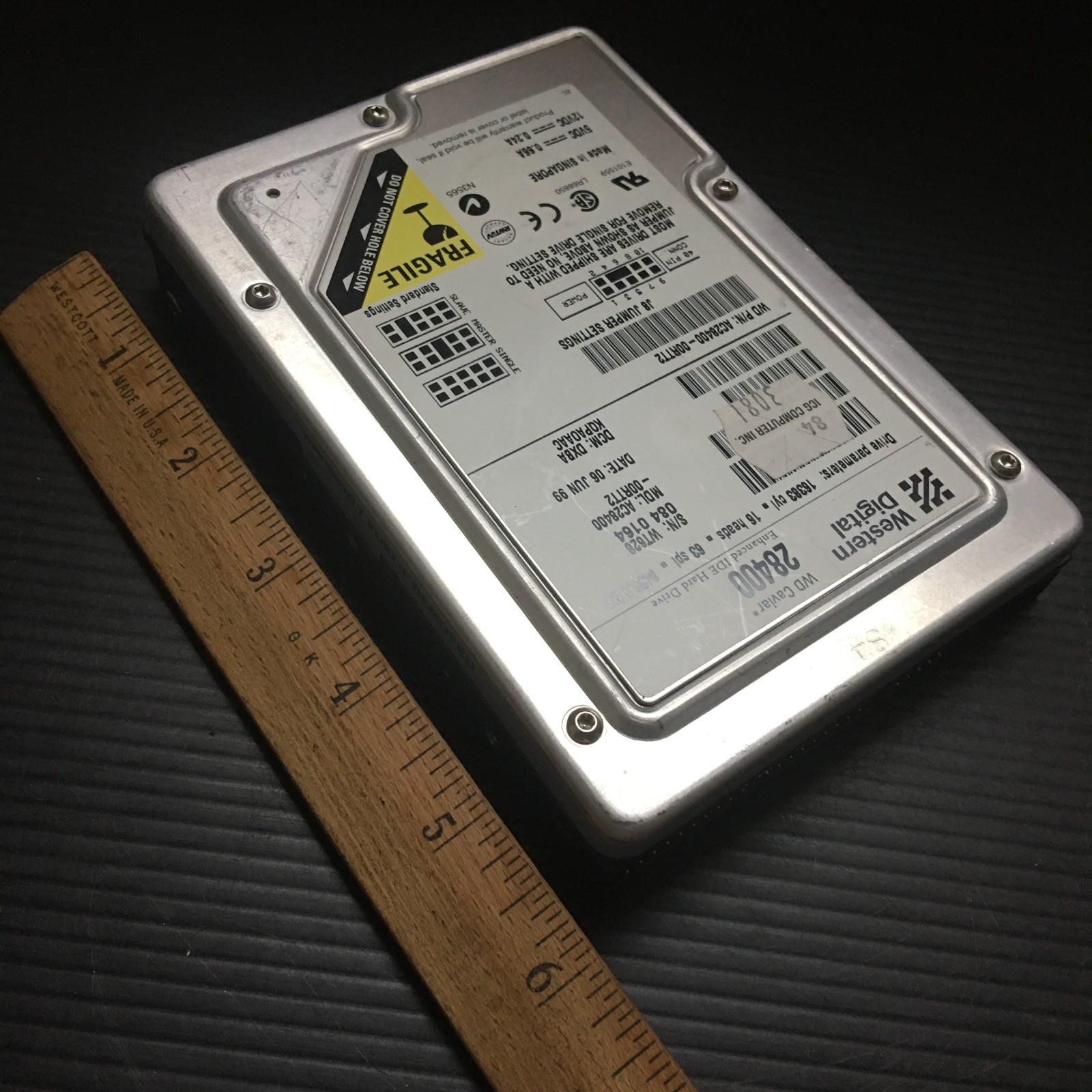 Vintage Western Digital Caviar 28400 8.45GB Enhanced IDE Hard Disk Drive