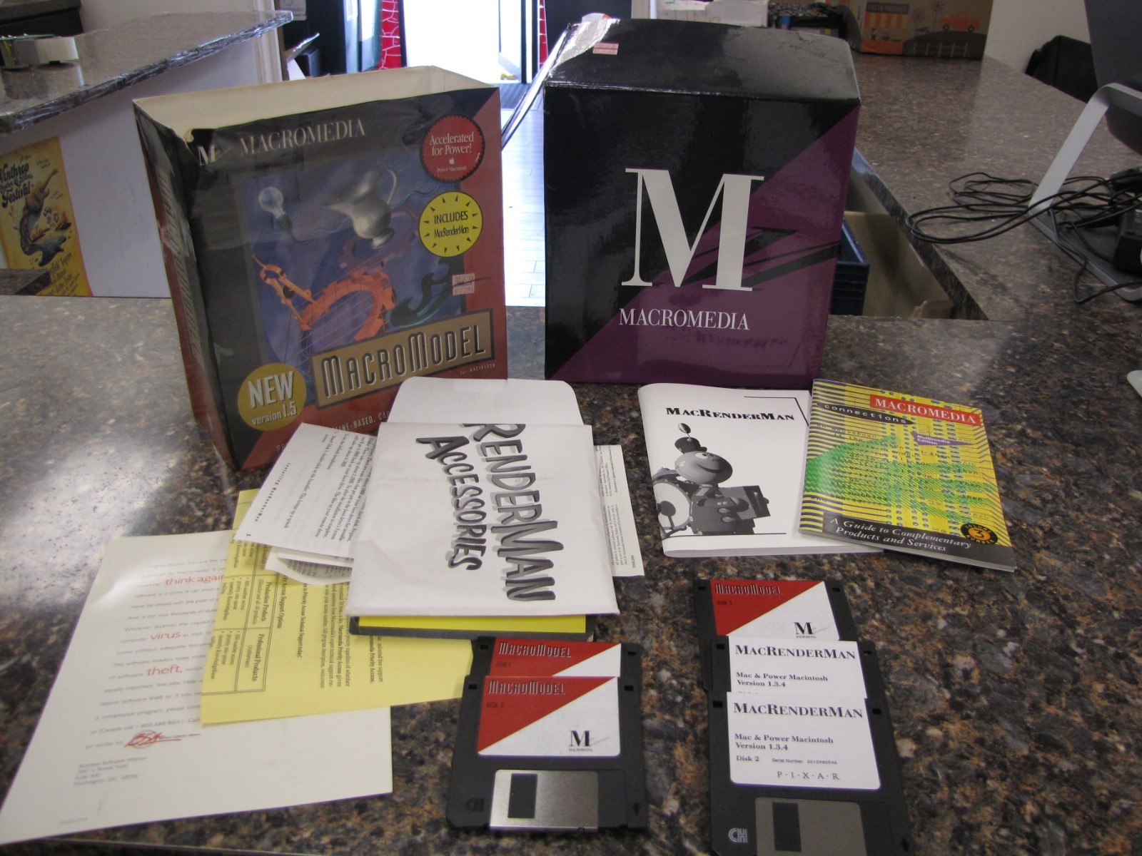 Vintage Macromedia Macromodel Version 1.5 for Macintosh 3.5″ Disks W/Manual &Box