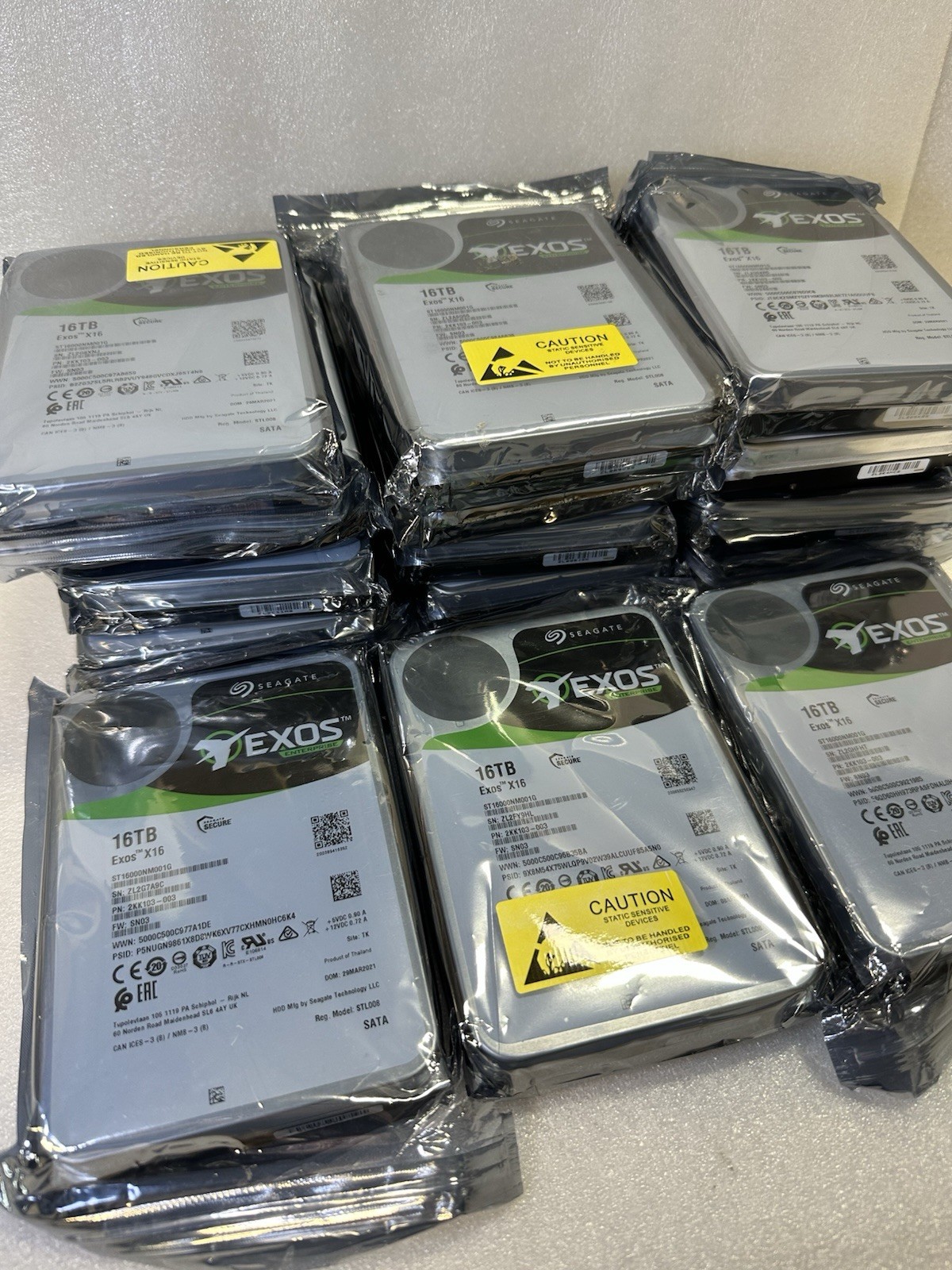 LOT Of 21 Seagate EXOS X16 ST16000NM001G 16TB 256MB SATA 6Gb/s Enterprise HDD