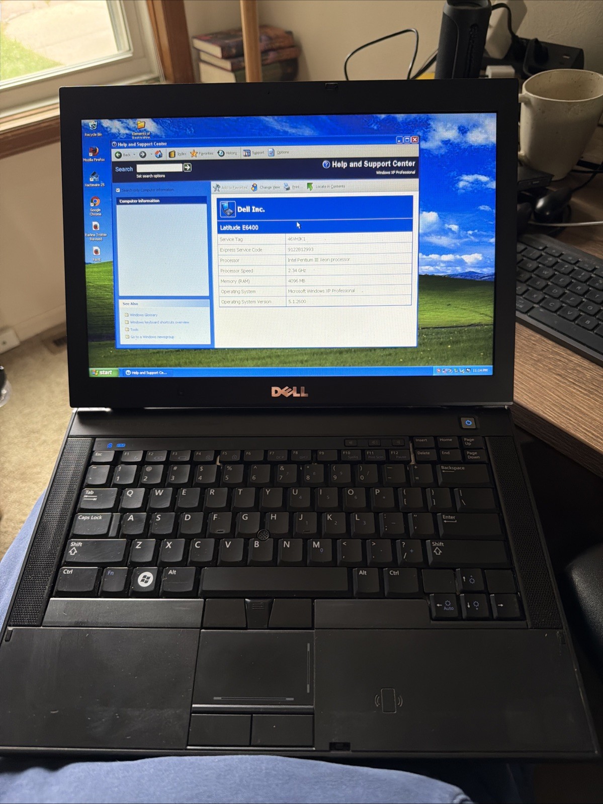 Dell Latitude E6400 Intel Pentium III Xeon 2.34GHz 4GB RAM 75GB HDD Wind. XP Pro
