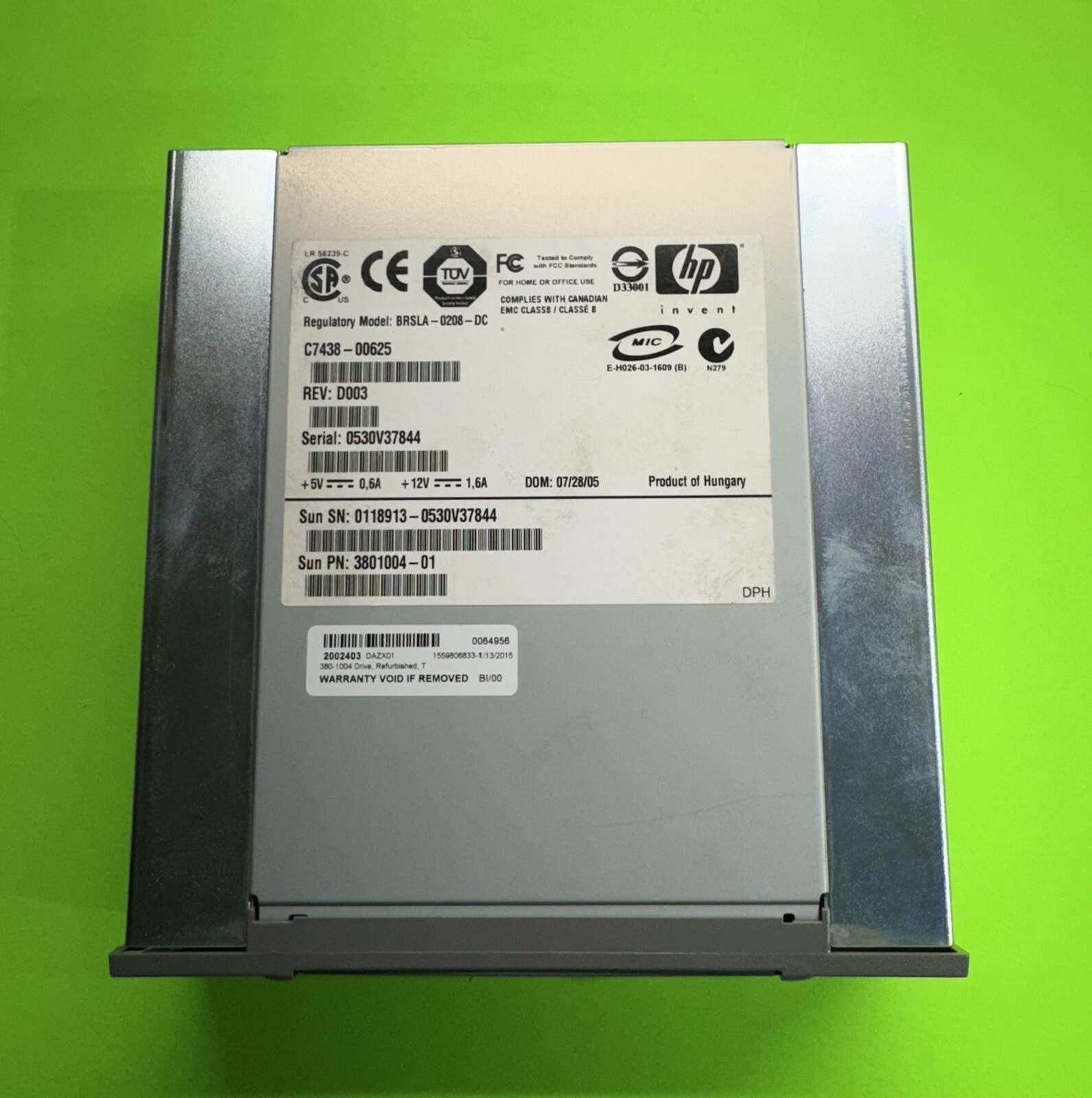 Sun 380-1004 36-72GB 5.25-inch 4mm DAT72 Internal Tape Drive – SG-XTAPDAT72-5F68