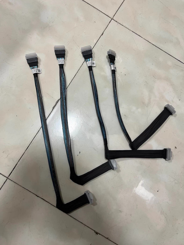 New 4 pcs Dell R760XS 2.5*8 straight-through cables kit JPWW9 DNHMR X30T4 X7R7K-