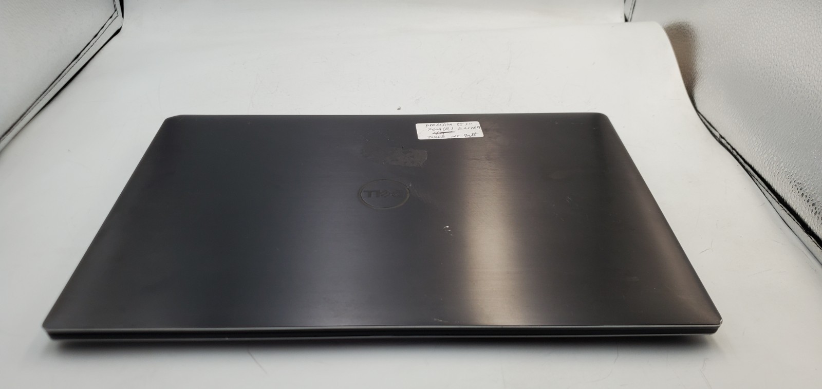 Dell Latitude 5530 Laptop Xeon E2176M No SSD/RAM/OS/BAT 15.6″ Touchscreen **READ