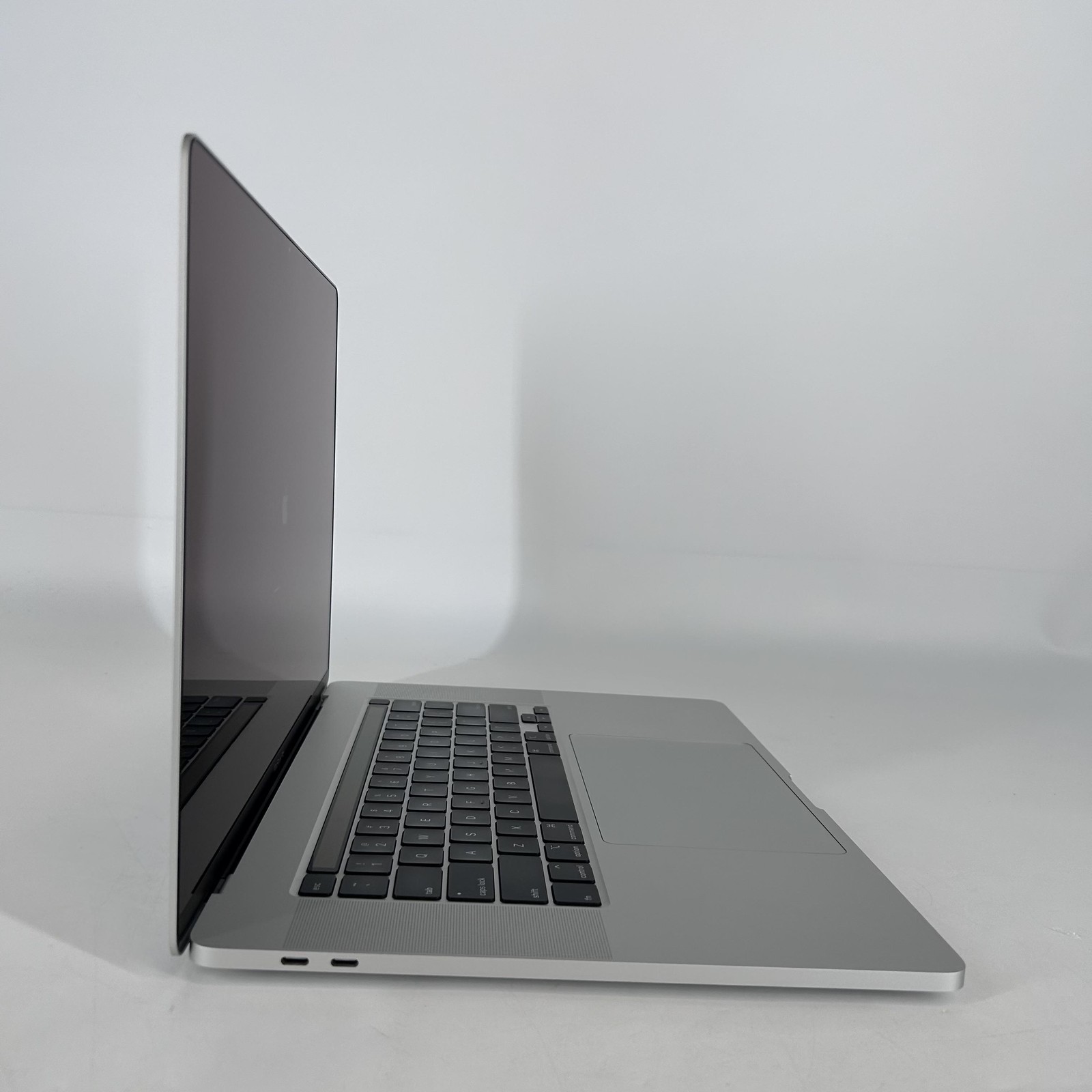 MacBook Pro 16 Touch Bar Silver 2019 2.3GHz i9 32GB 1TB SSD AMD Radeon Pro 5500M
