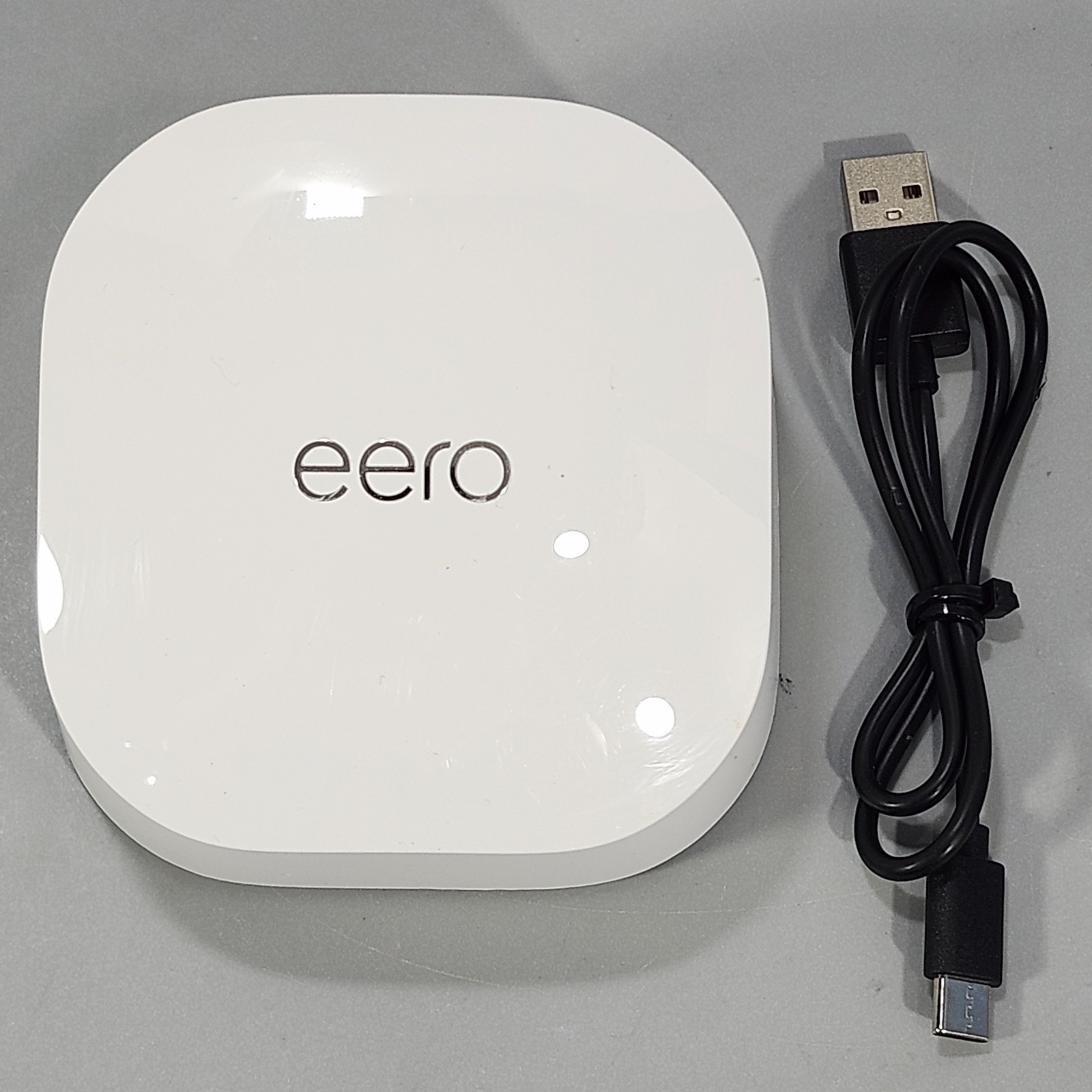 EERO 6 Plus Model Q010001 Mesh Wi-Fi Extender Add-On Only Dual-band White