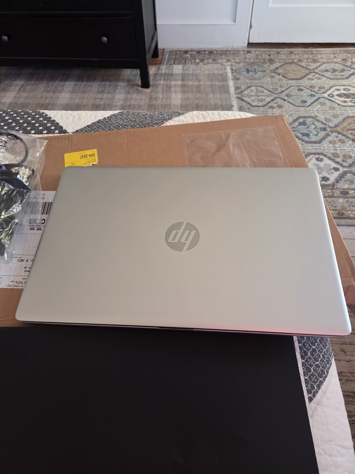 HP 17.3 inch (256GB, Intel Core i7 8th Gen., 1.80GHz, 8GB) Notebook/Laptop