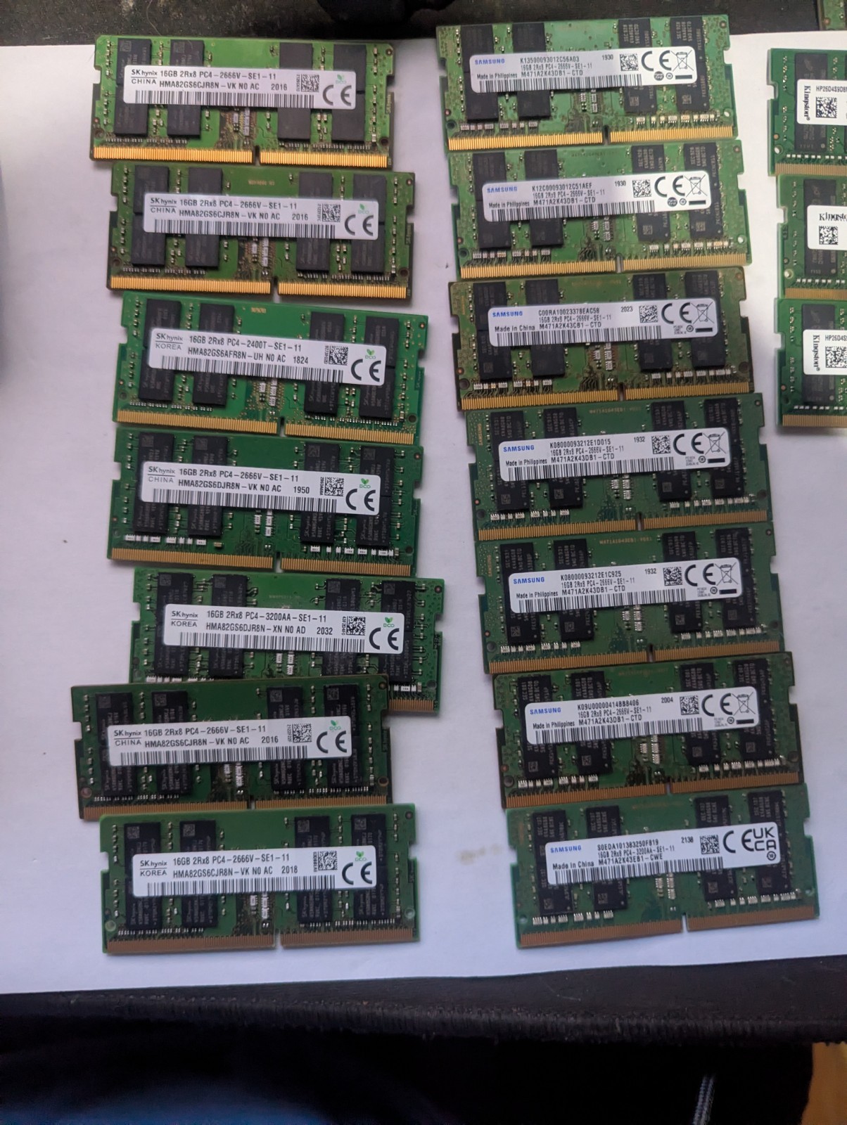 Micron 8GB DDR4 SODIMM 2666MHz Memory Module (MTA8ATF1G64HZ-2G6E1)