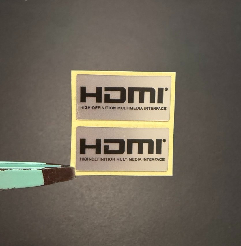2 x HDMI Sticker Label Decal Badge 25 mm x 12 mm, Silver